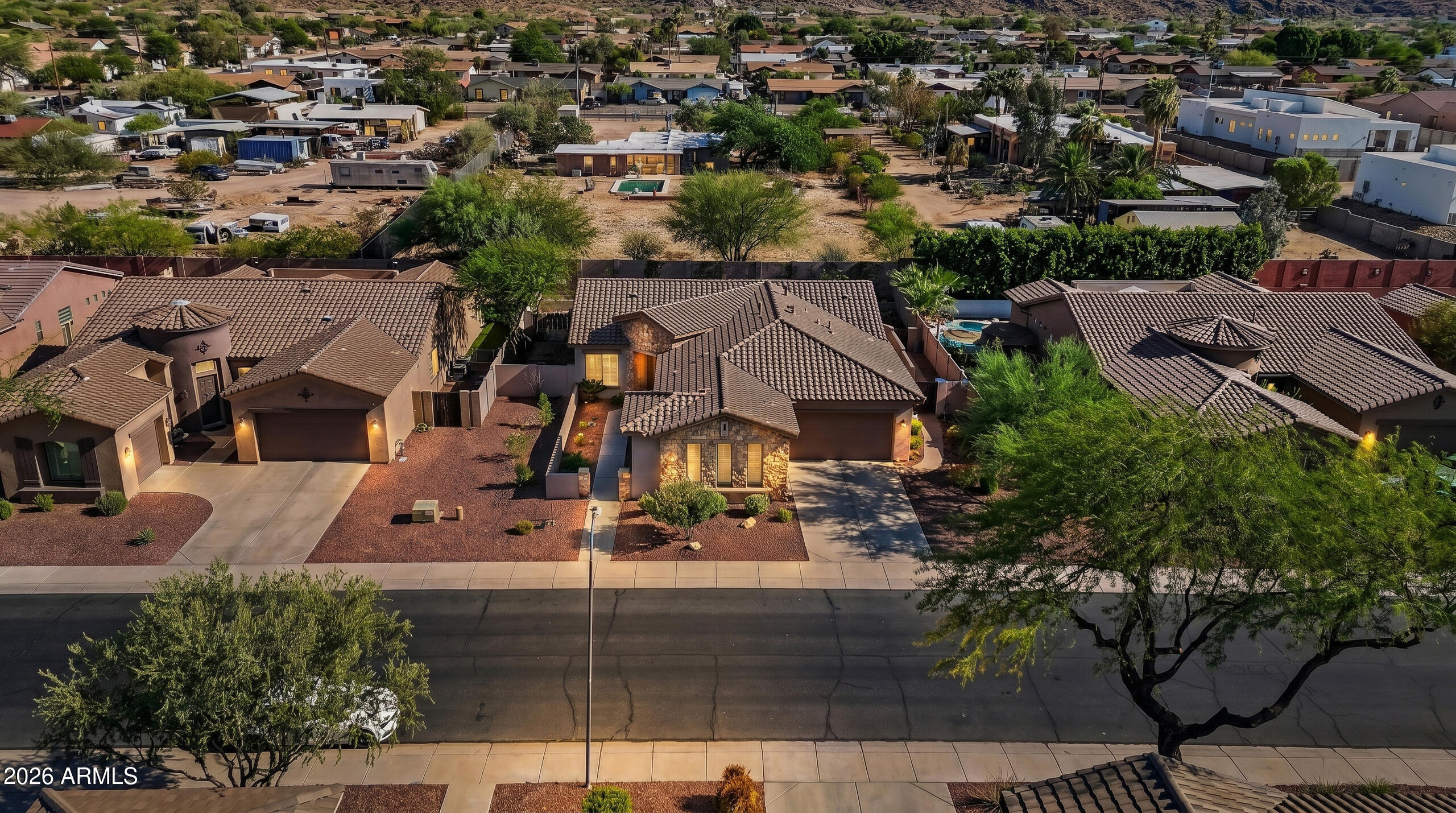 HIGHLINE RANCH - Residential