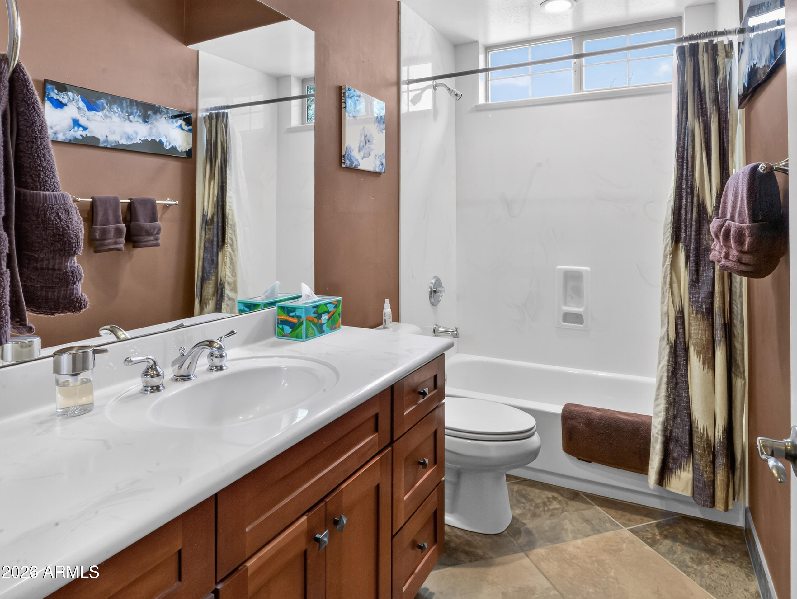 HIGHLINE RANCH - Residential