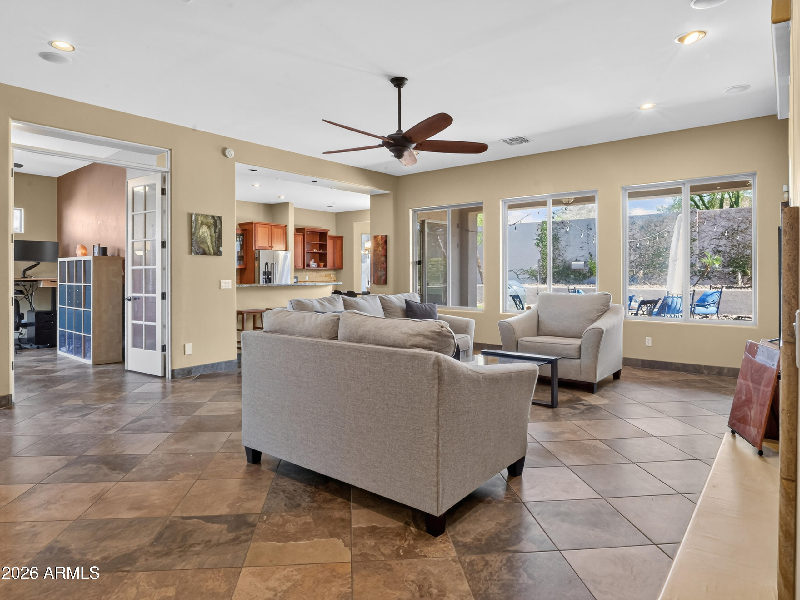 HIGHLINE RANCH - Residential
