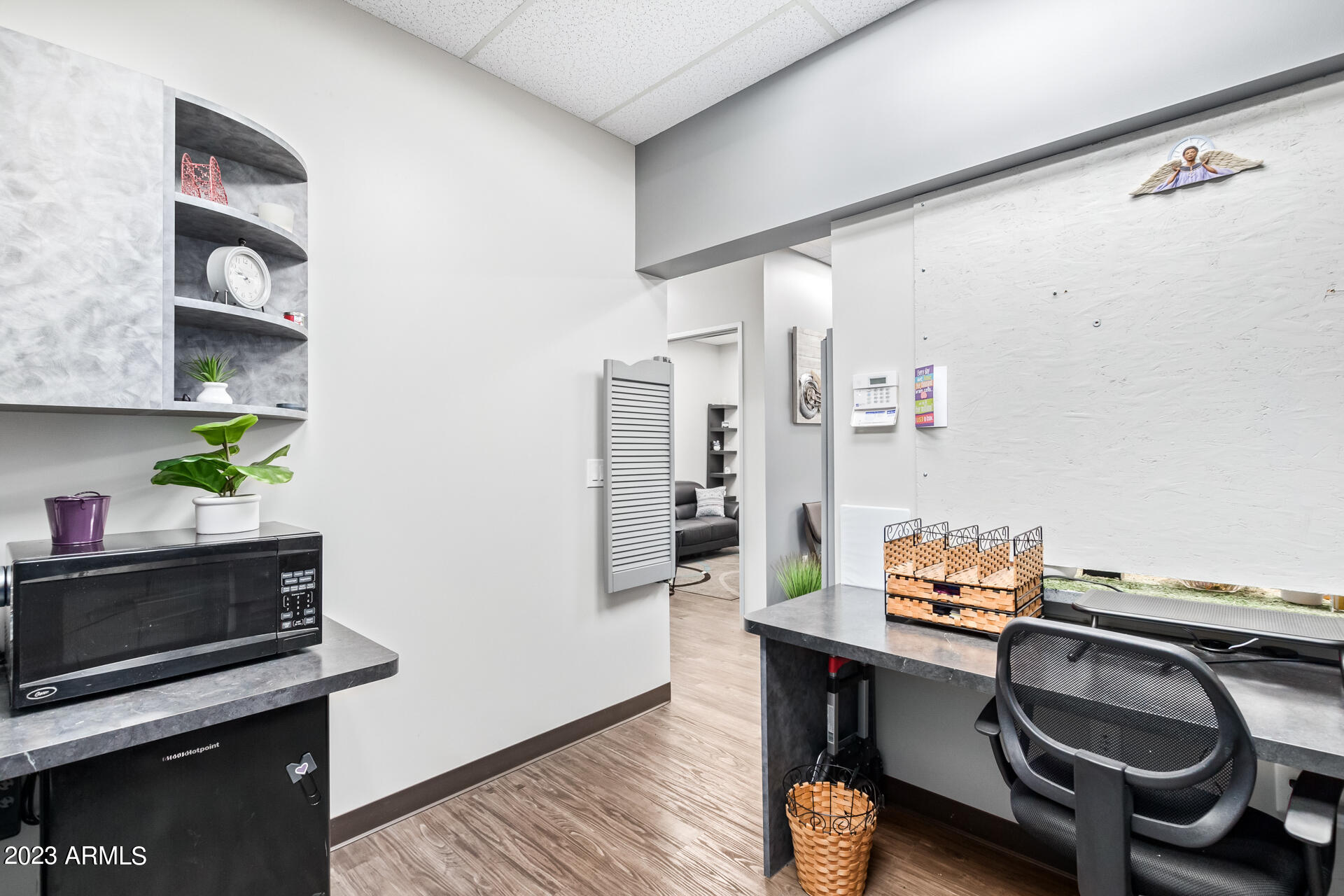 NORTHVIEW PLAZA CONDOMINIUM - Commercial Sale