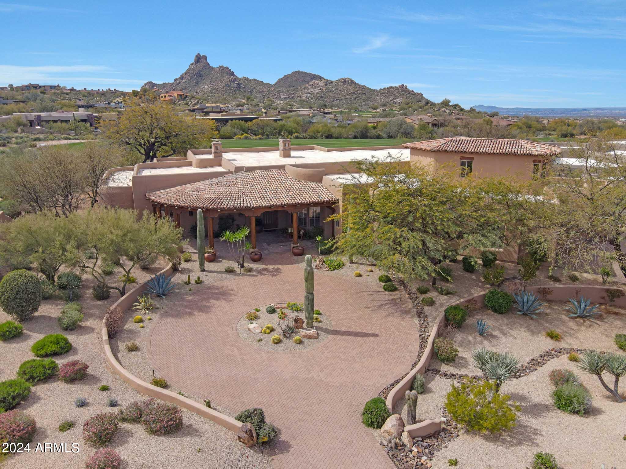 Pinnacle Canyon in Troon North - Residential