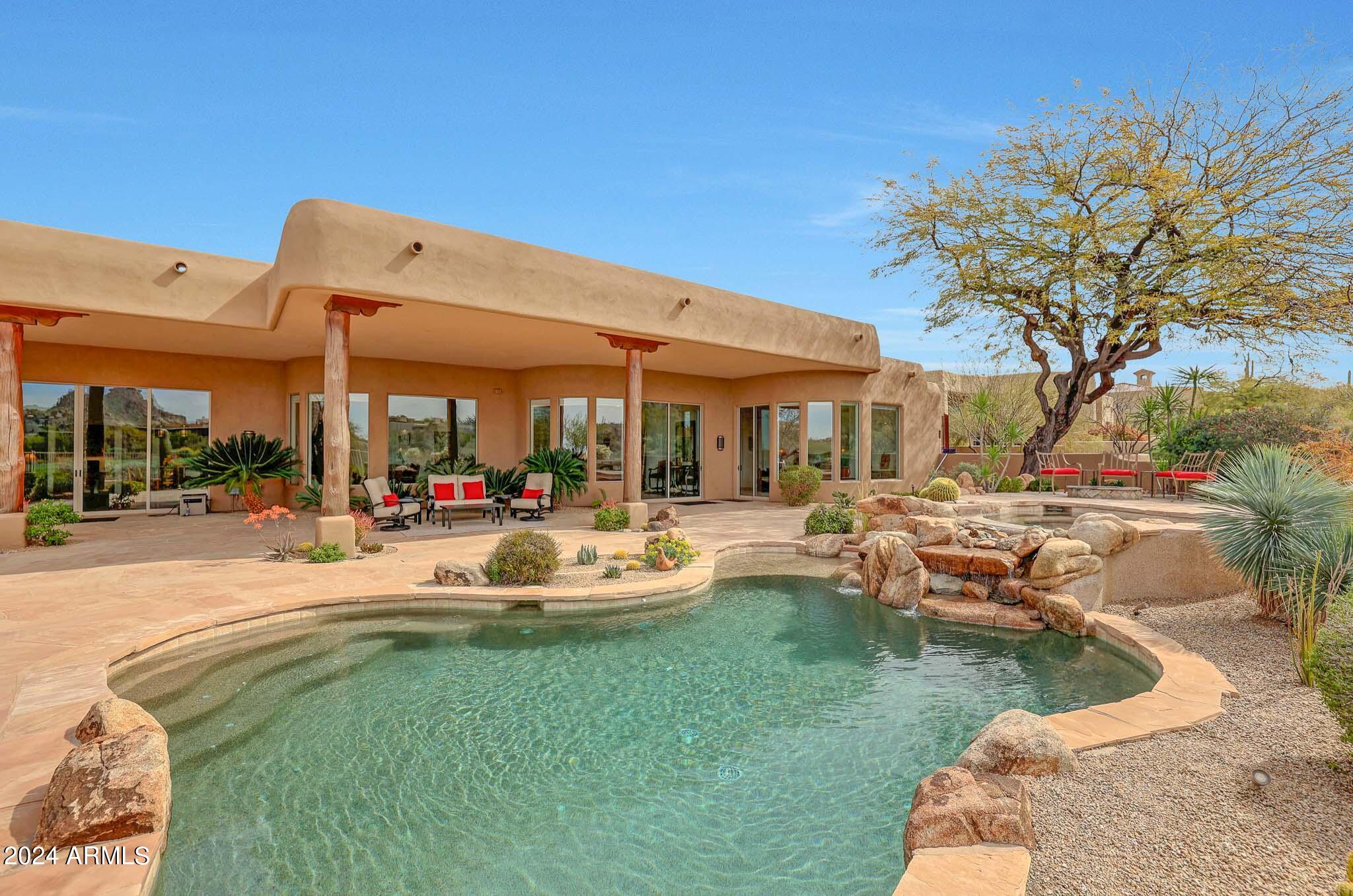 Pinnacle Canyon in Troon North - Residential