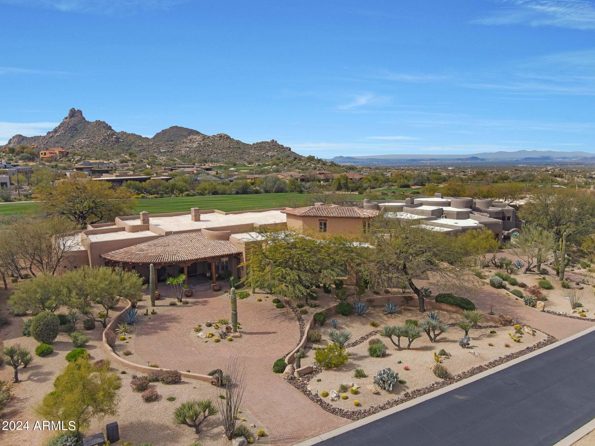Pinnacle Canyon in Troon North - Residential