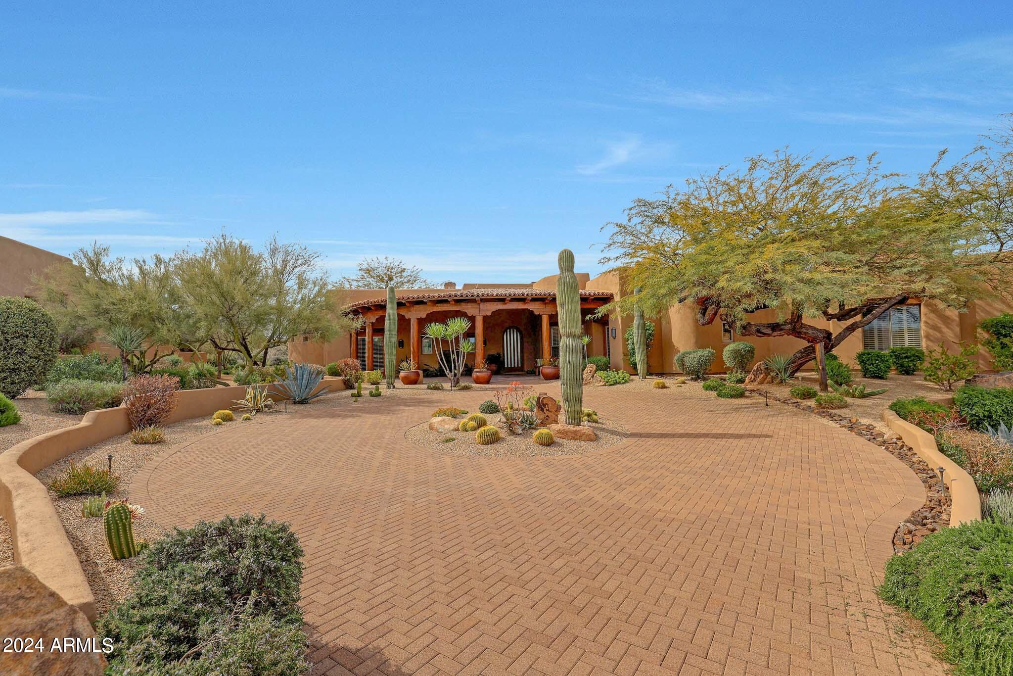 Pinnacle Canyon in Troon North - Residential
