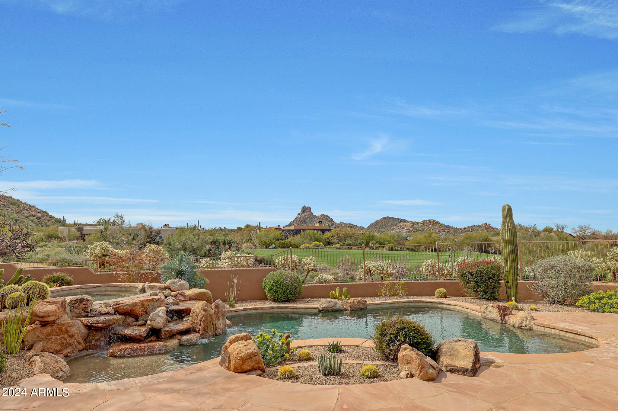 Pinnacle Canyon in Troon North - Residential