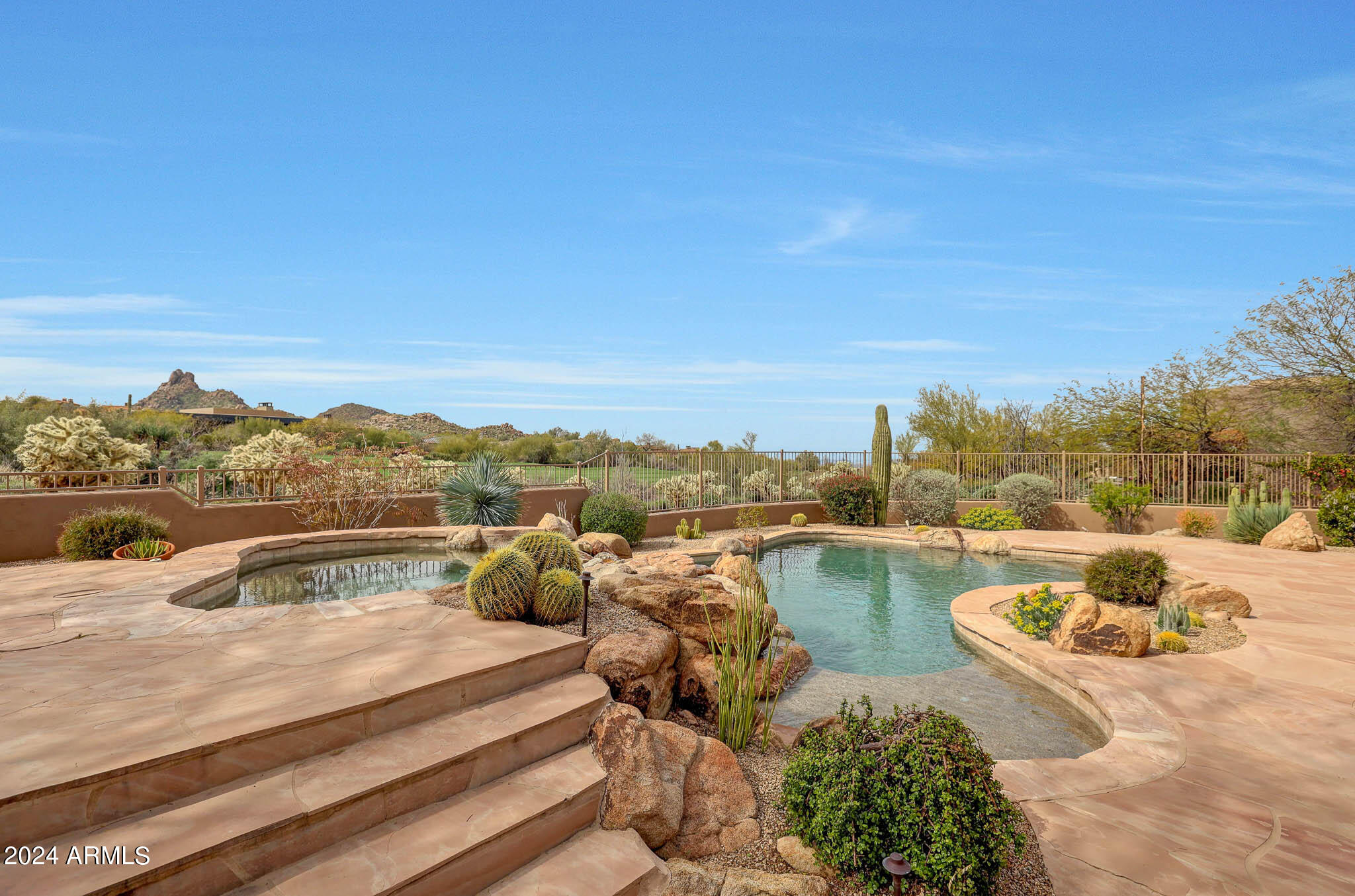 Pinnacle Canyon in Troon North - Residential