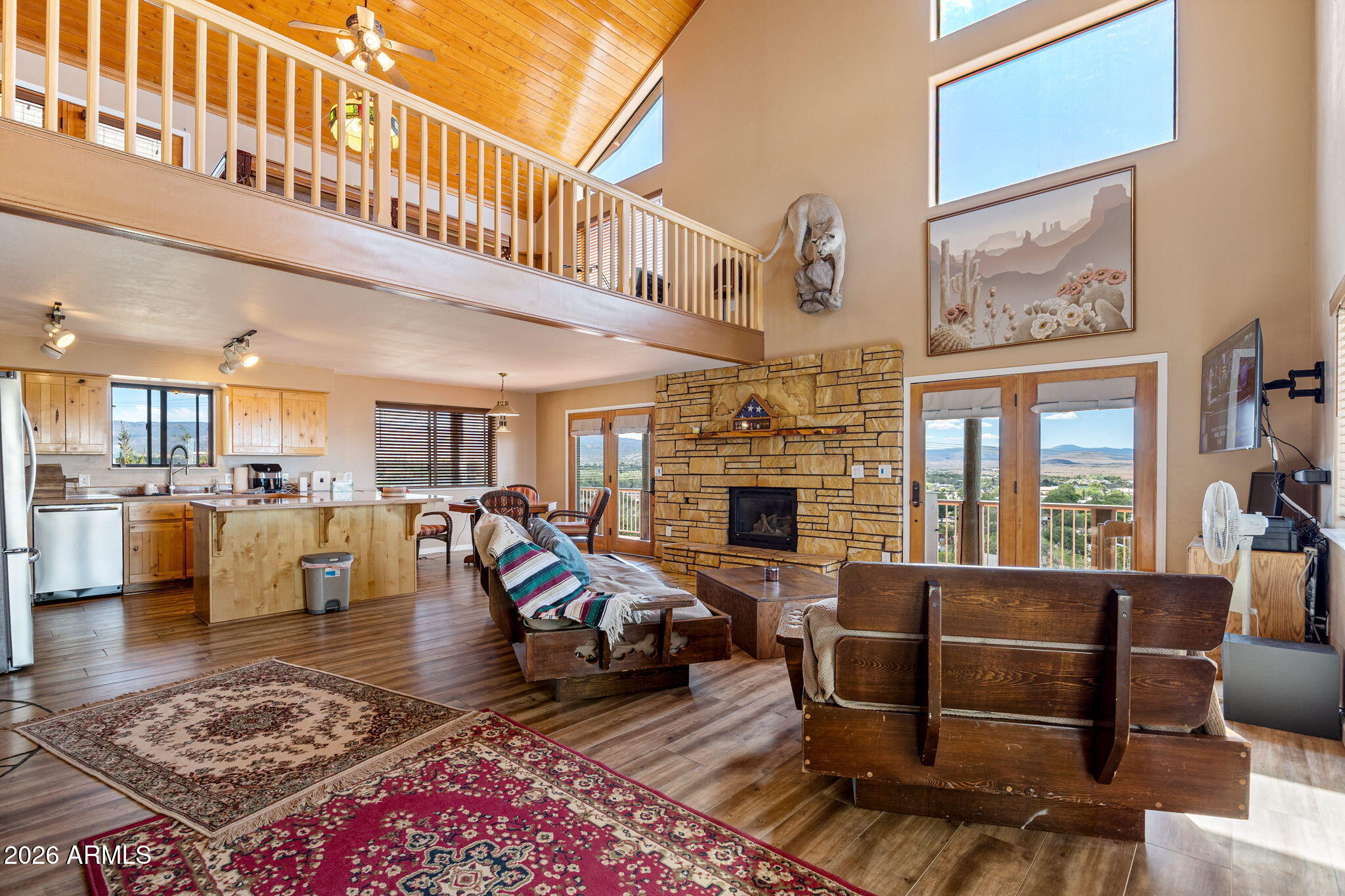 HILLCREST - Residential