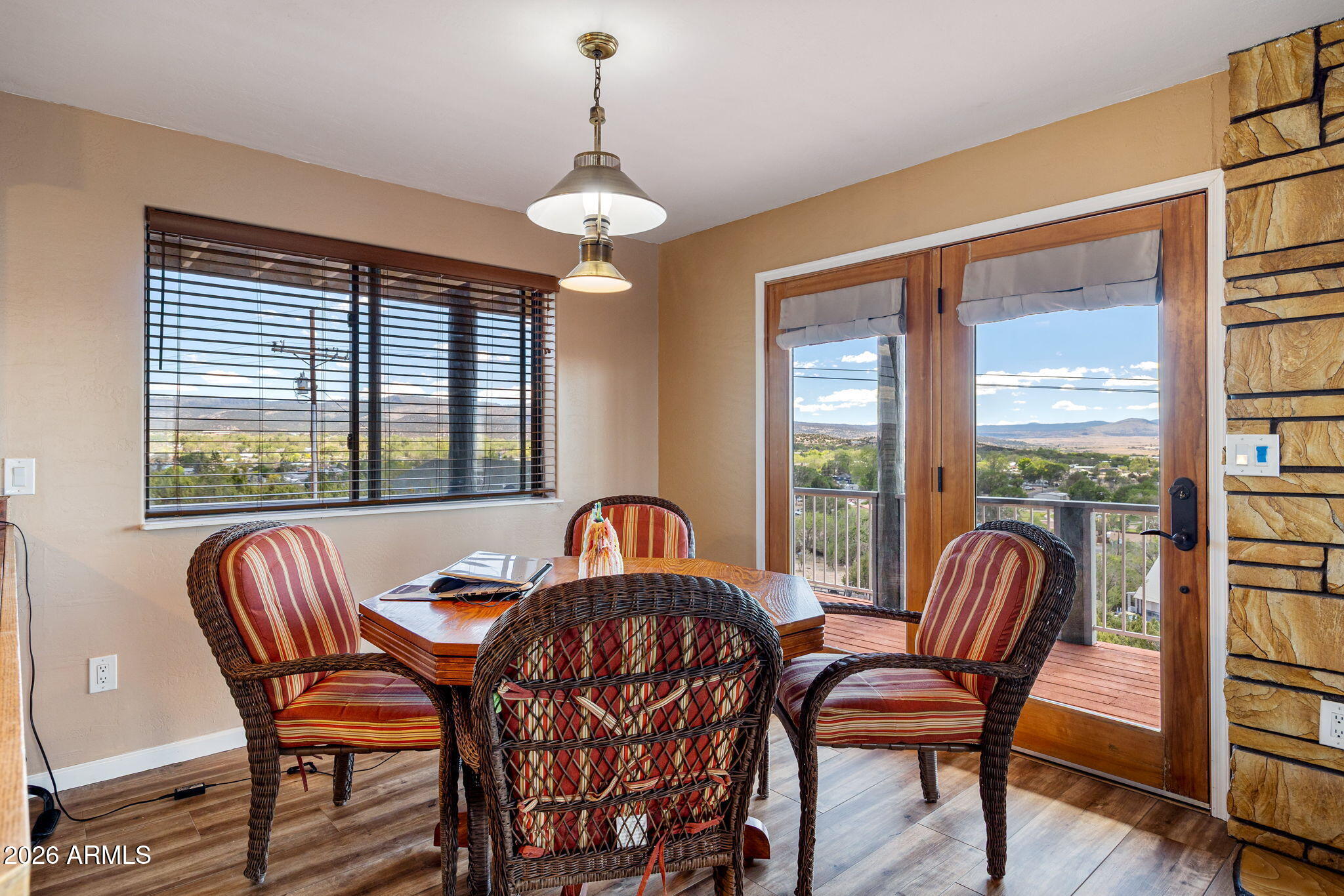 HILLCREST - Residential