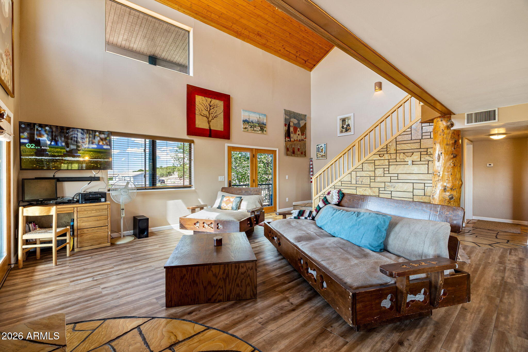 HILLCREST - Residential