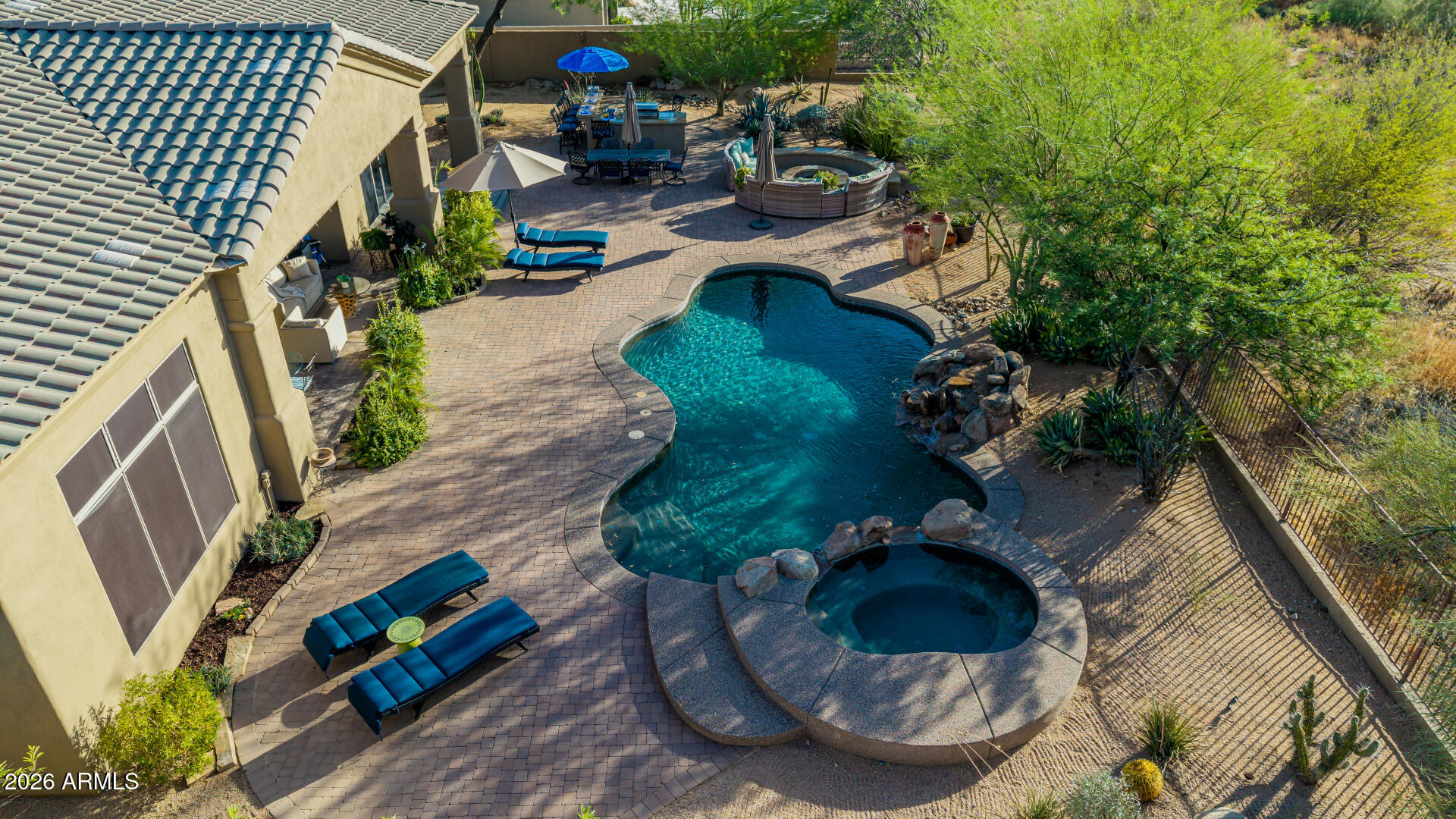 SAGUARO HIGHLANDS - Residential