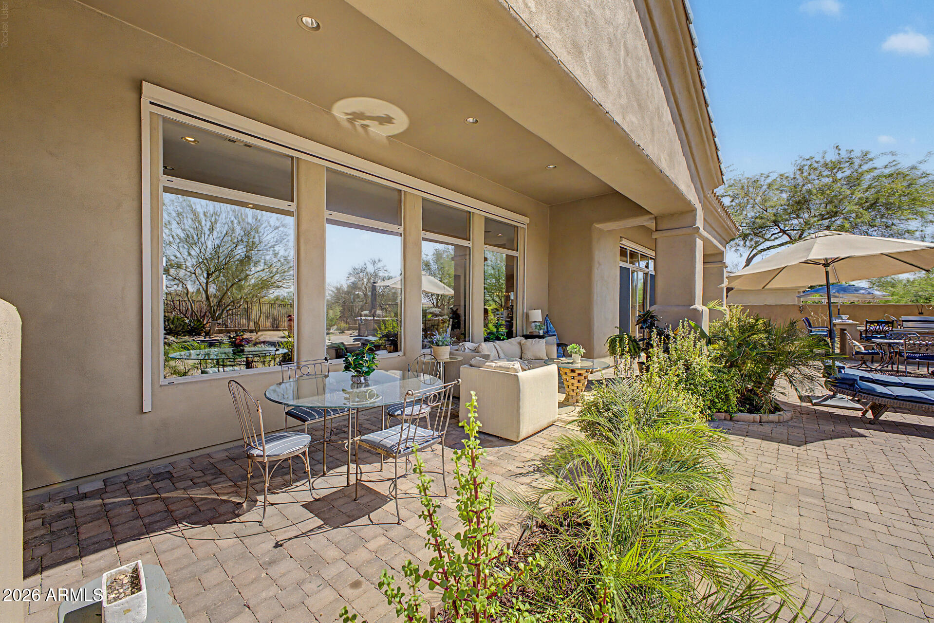 SAGUARO HIGHLANDS - Residential