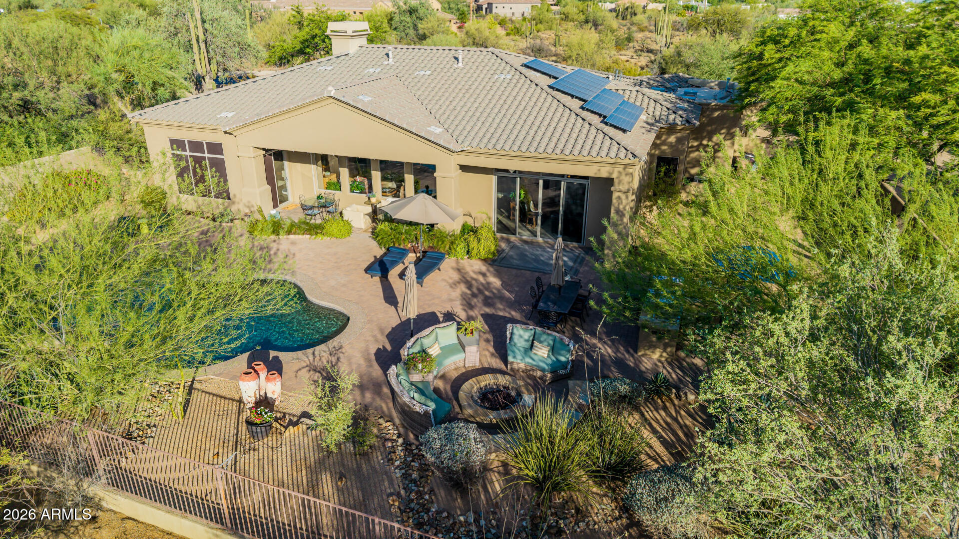 SAGUARO HIGHLANDS - Residential