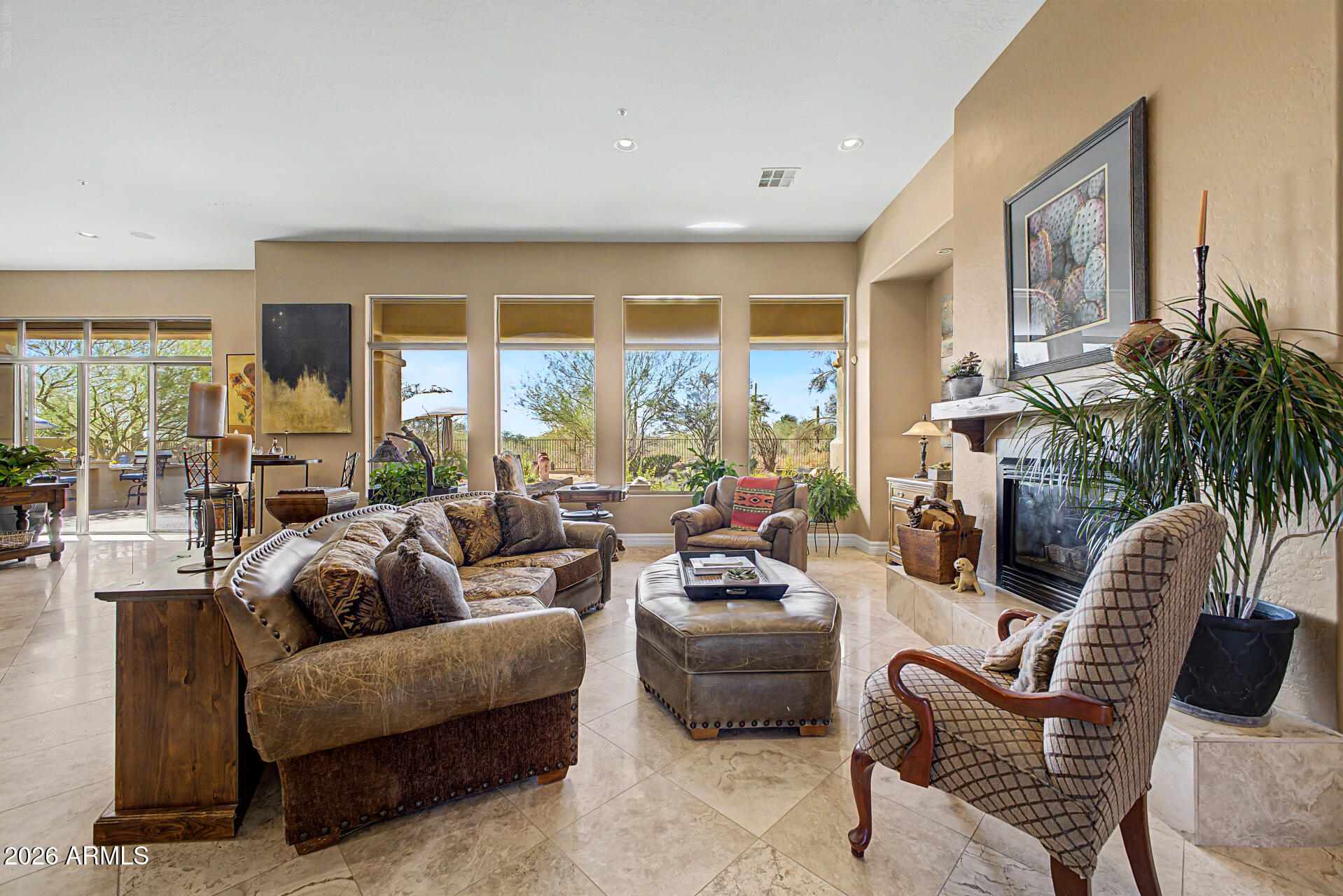 SAGUARO HIGHLANDS - Residential