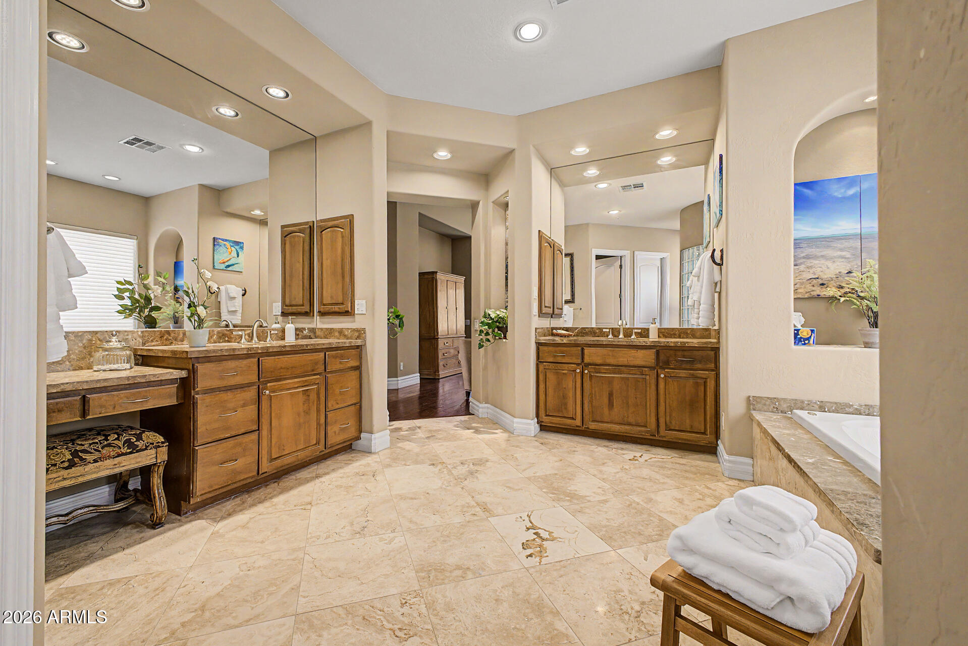 SAGUARO HIGHLANDS - Residential