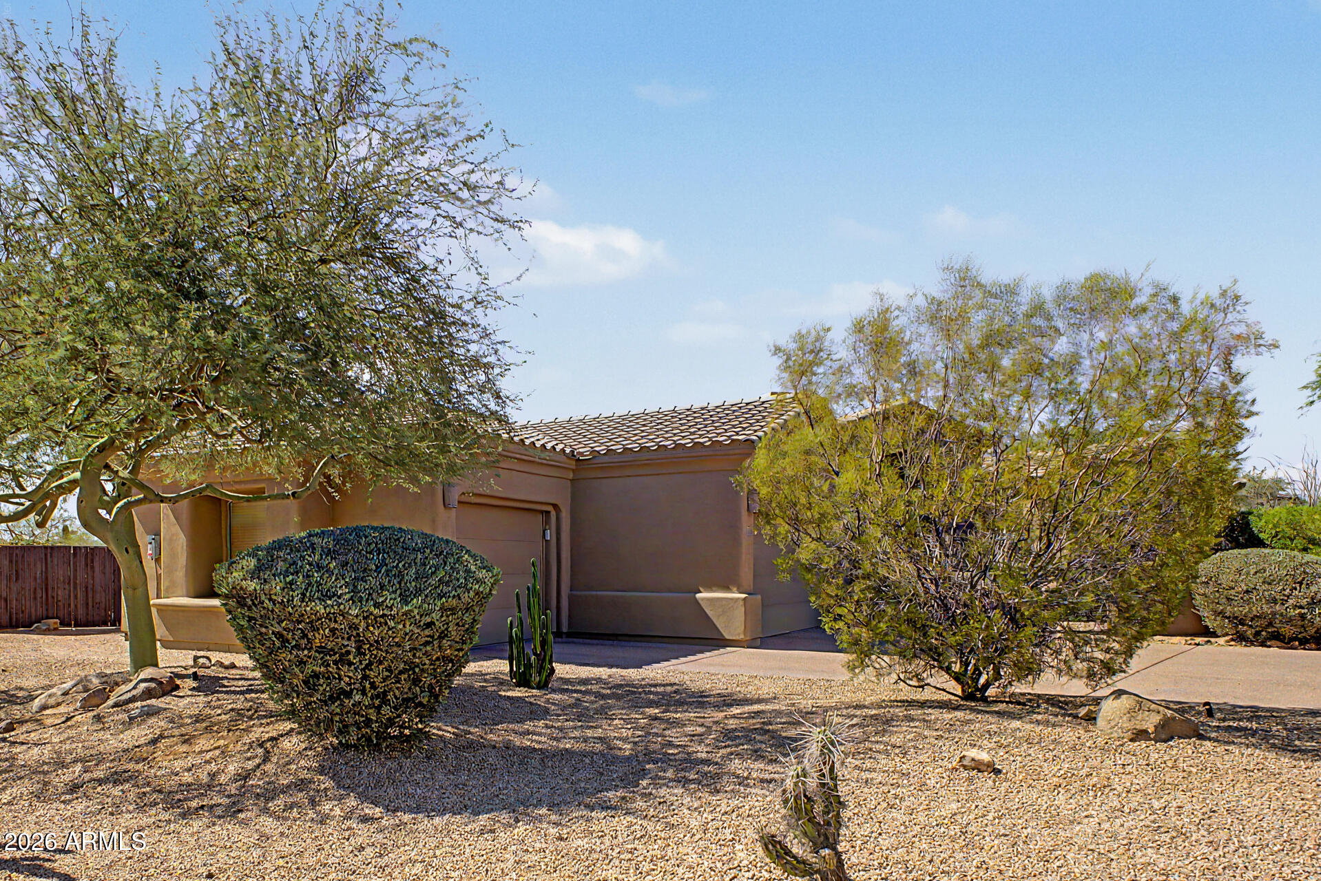 SAGUARO HIGHLANDS - Residential