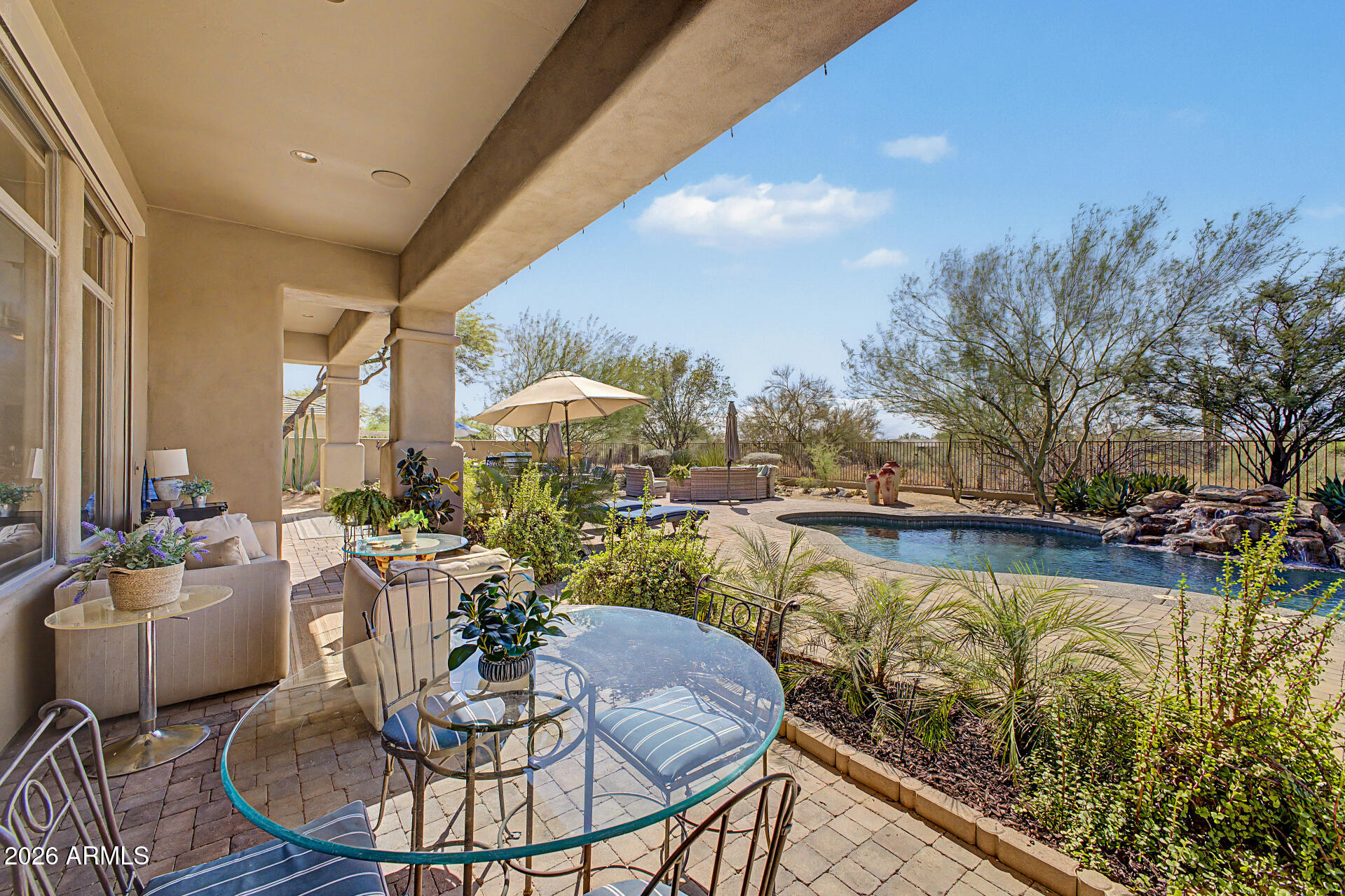 SAGUARO HIGHLANDS - Residential