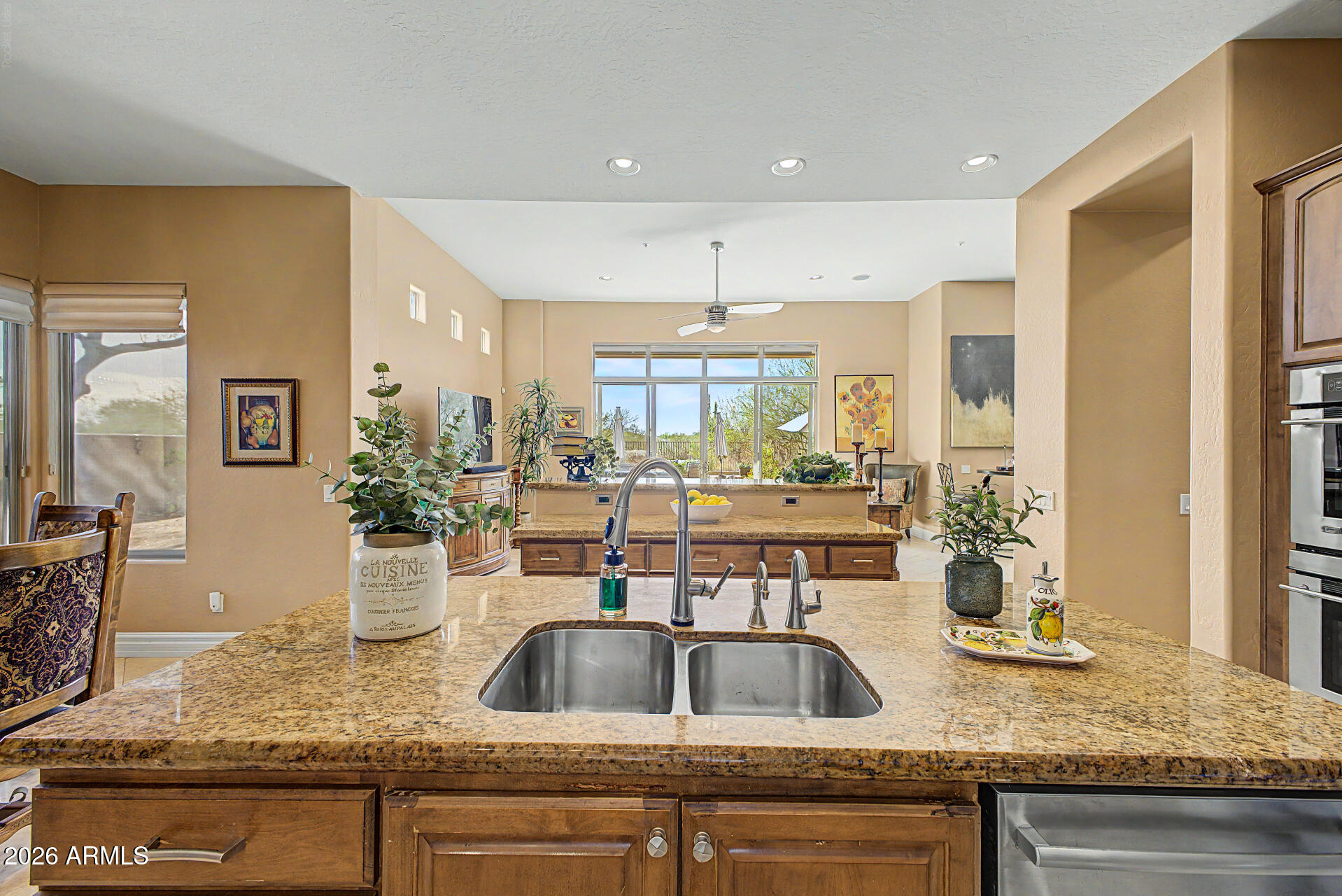 SAGUARO HIGHLANDS - Residential