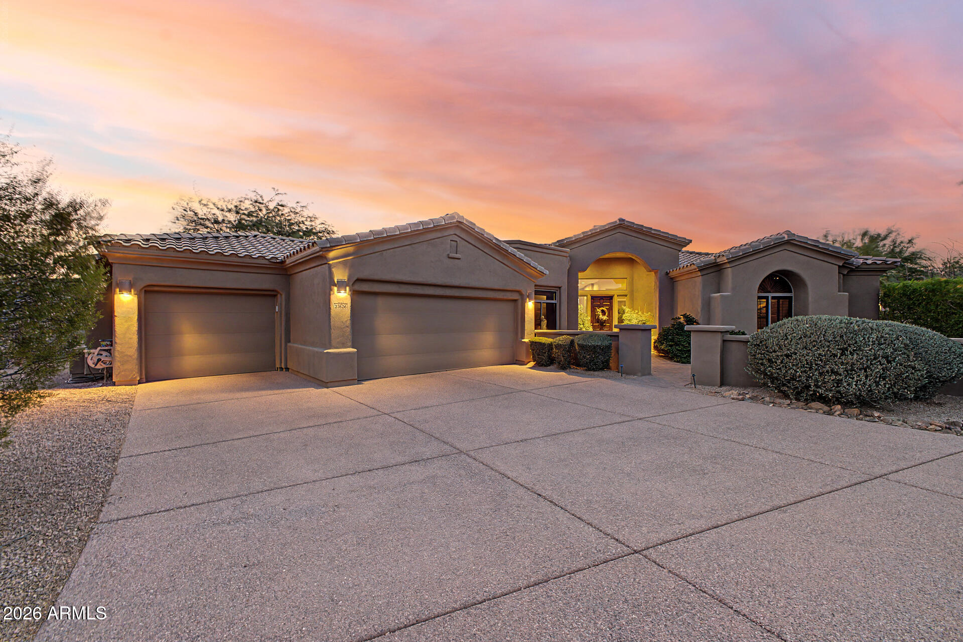 SAGUARO HIGHLANDS - Residential