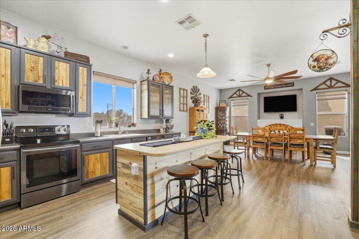 PRONGHORN RANCH 9 - Residential