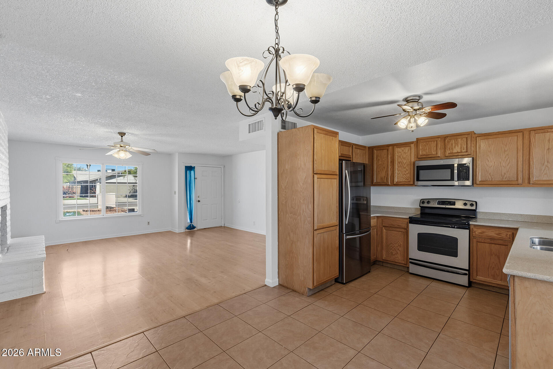 NEW WORLD GLENDALE UNIT 1 AMD - Residential