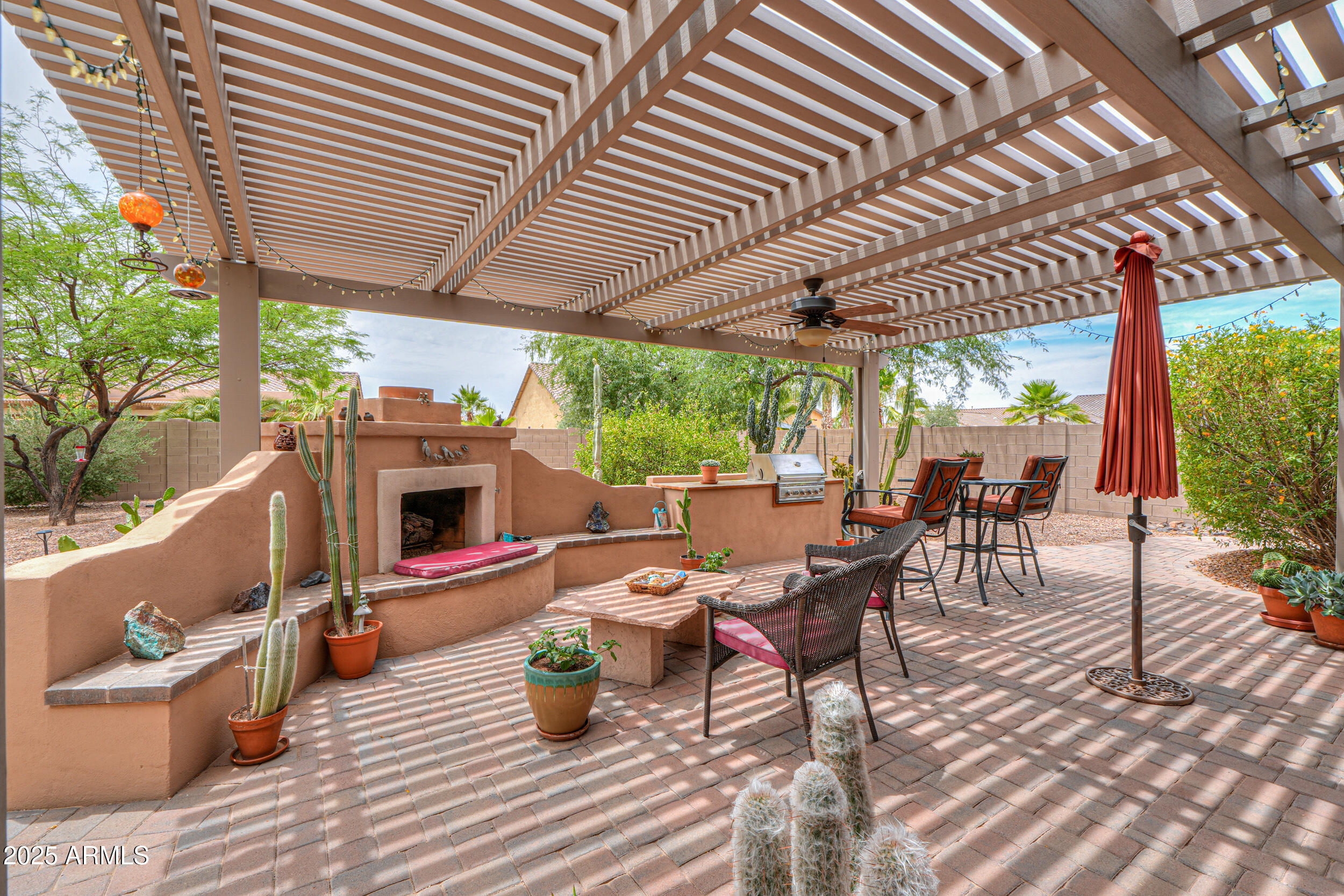 ROBSON RANCH - Residential