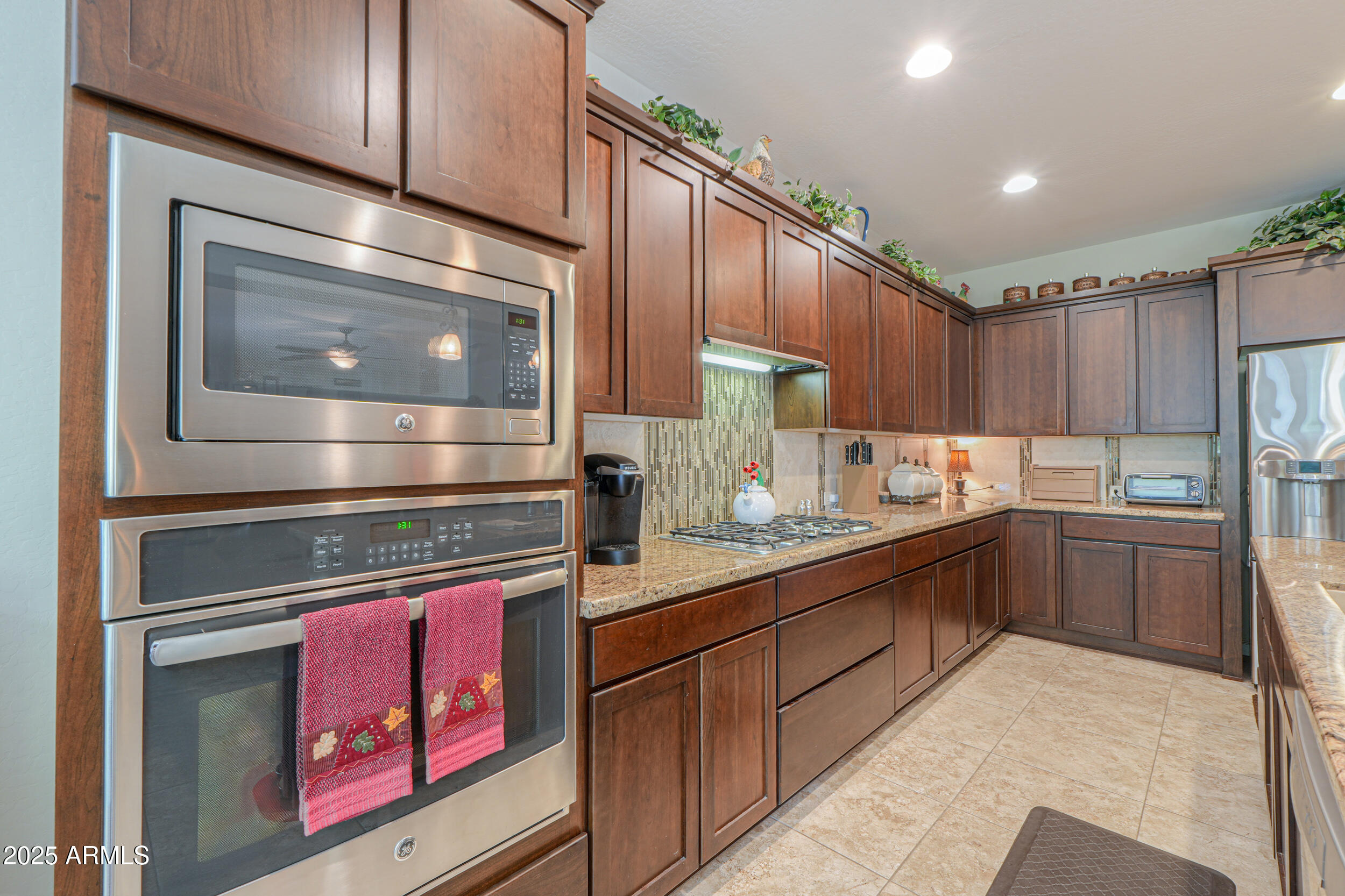 ROBSON RANCH - Residential