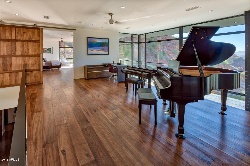 RED ROCK NORTH - Residential
