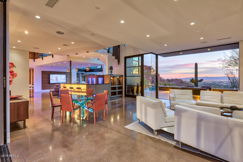 RED ROCK NORTH - Residential
