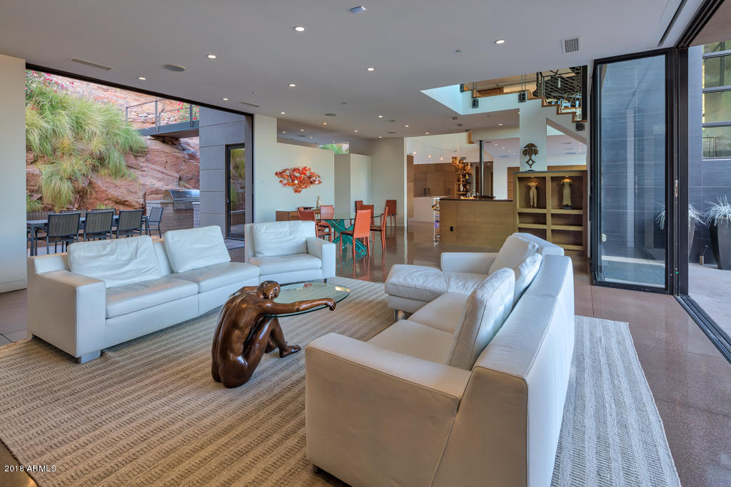 RED ROCK NORTH - Residential