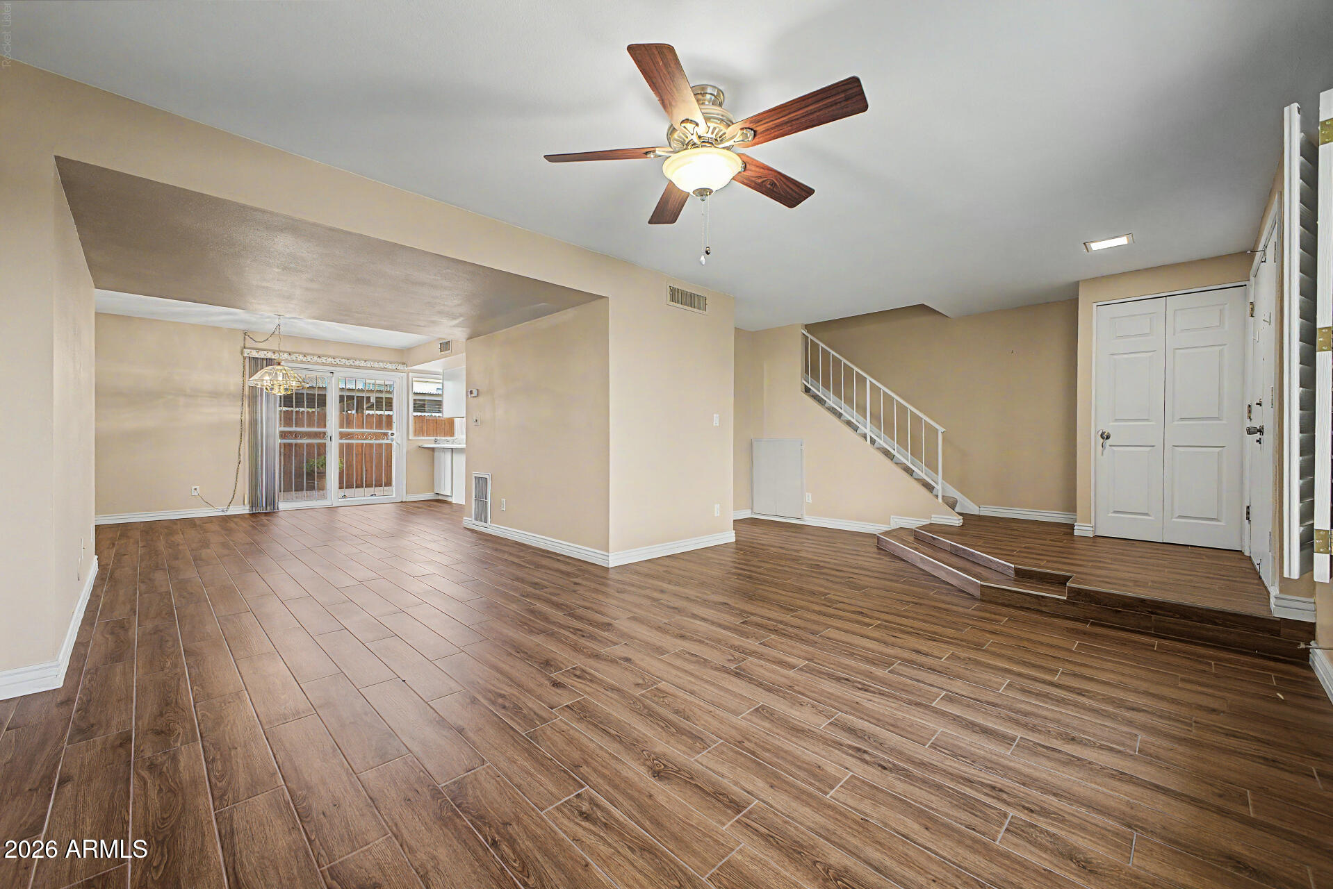 LA BUENA VIDA TOWNHOUSES - Residential