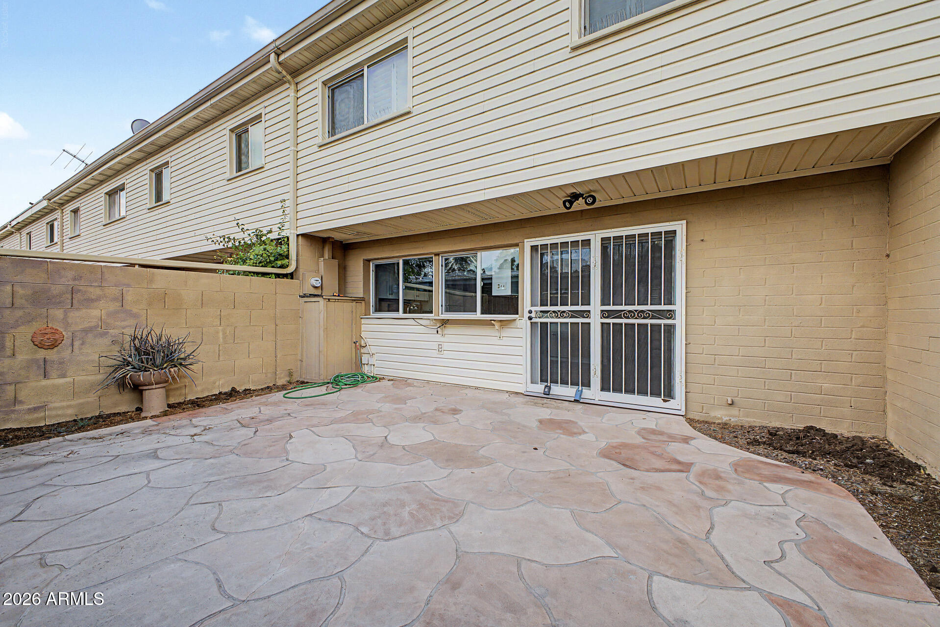 LA BUENA VIDA TOWNHOUSES - Residential