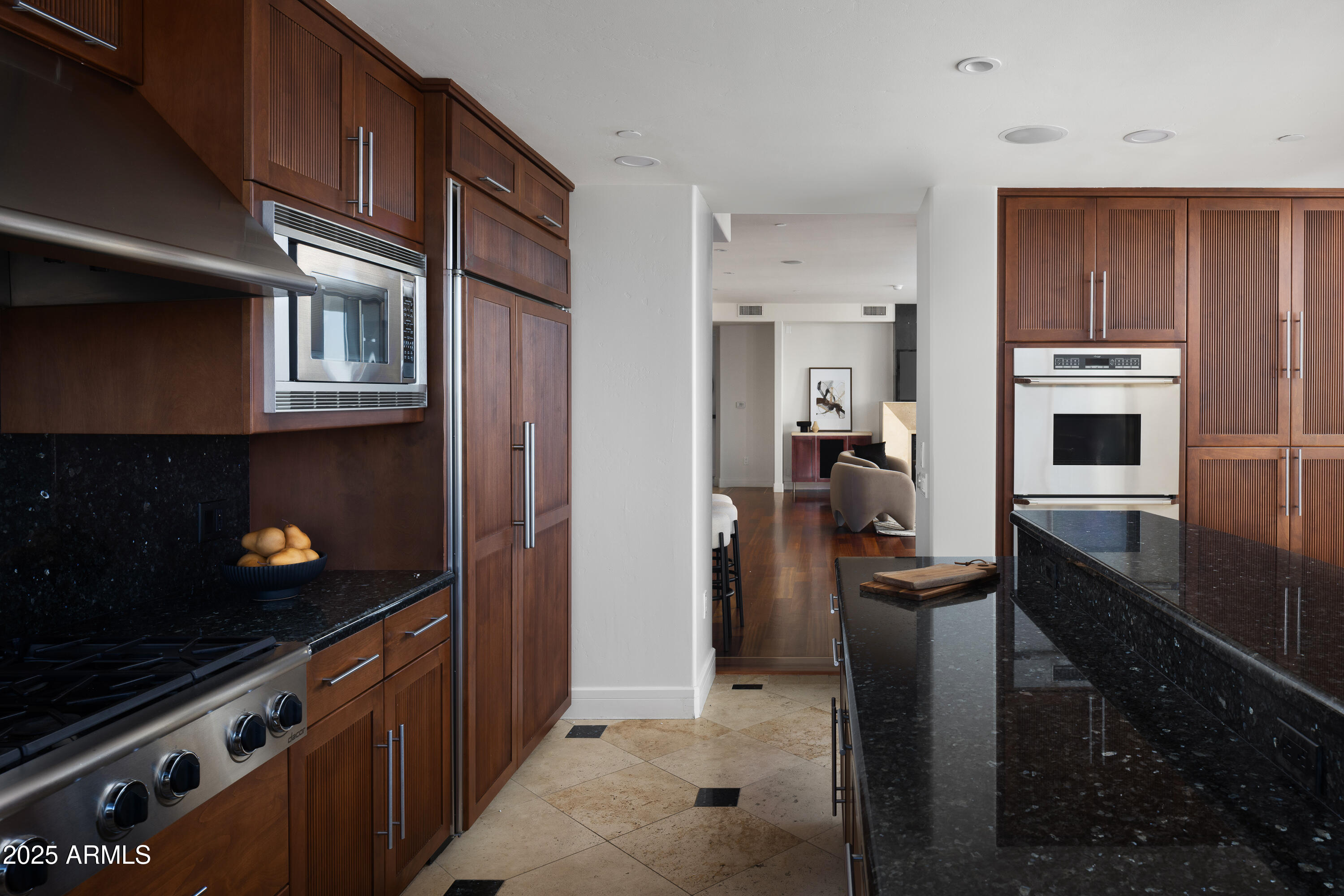 ESPLANADE PLACE CONDOMINIUM AMD - Residential