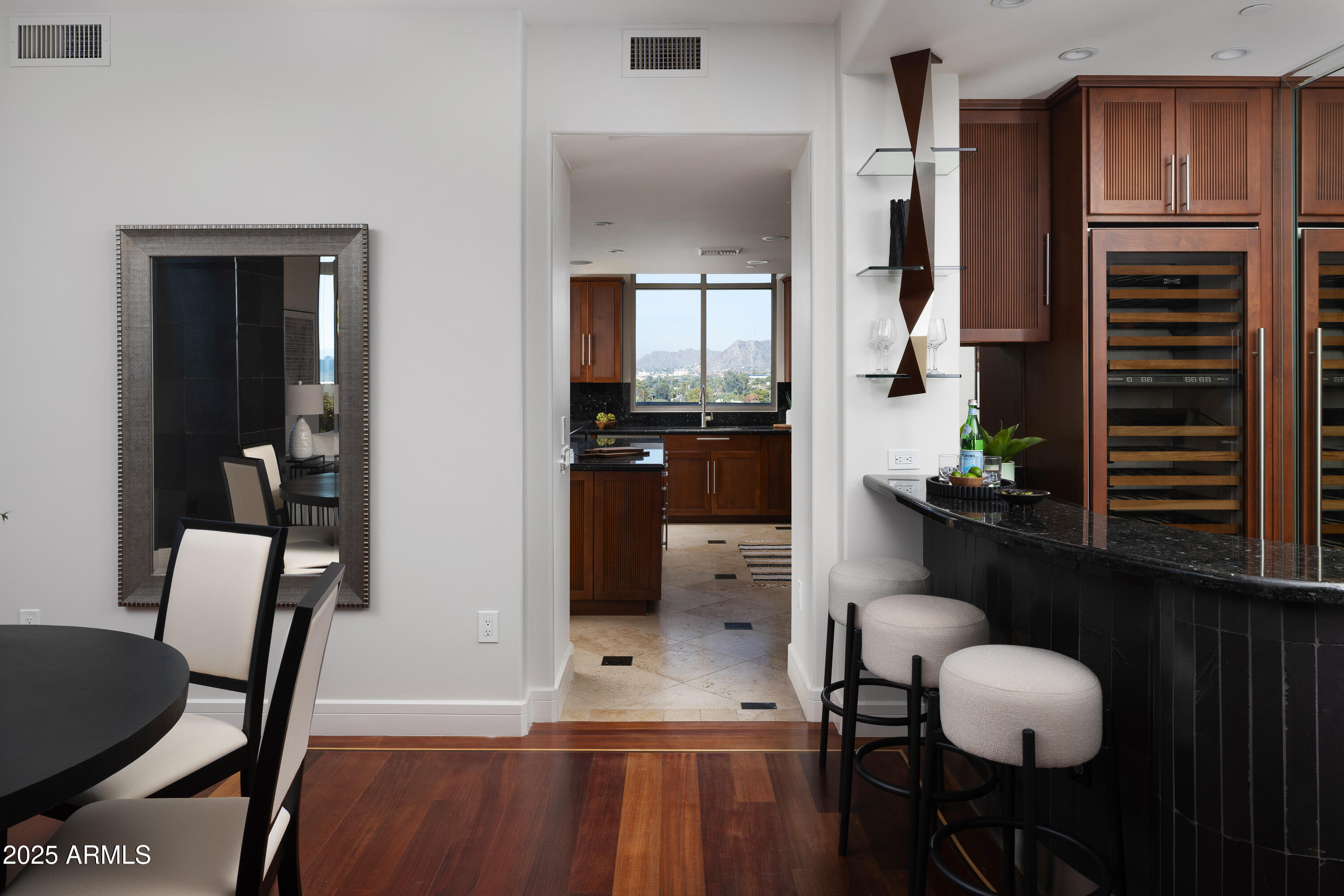 ESPLANADE PLACE CONDOMINIUM AMD - Residential