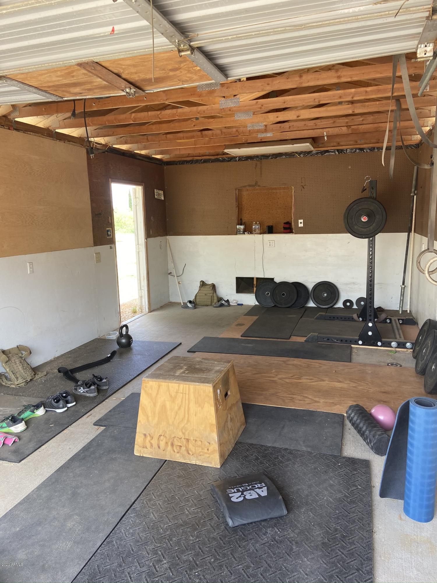 SIERRA VISTA ESTATES UNIT 1 - Residential Lease