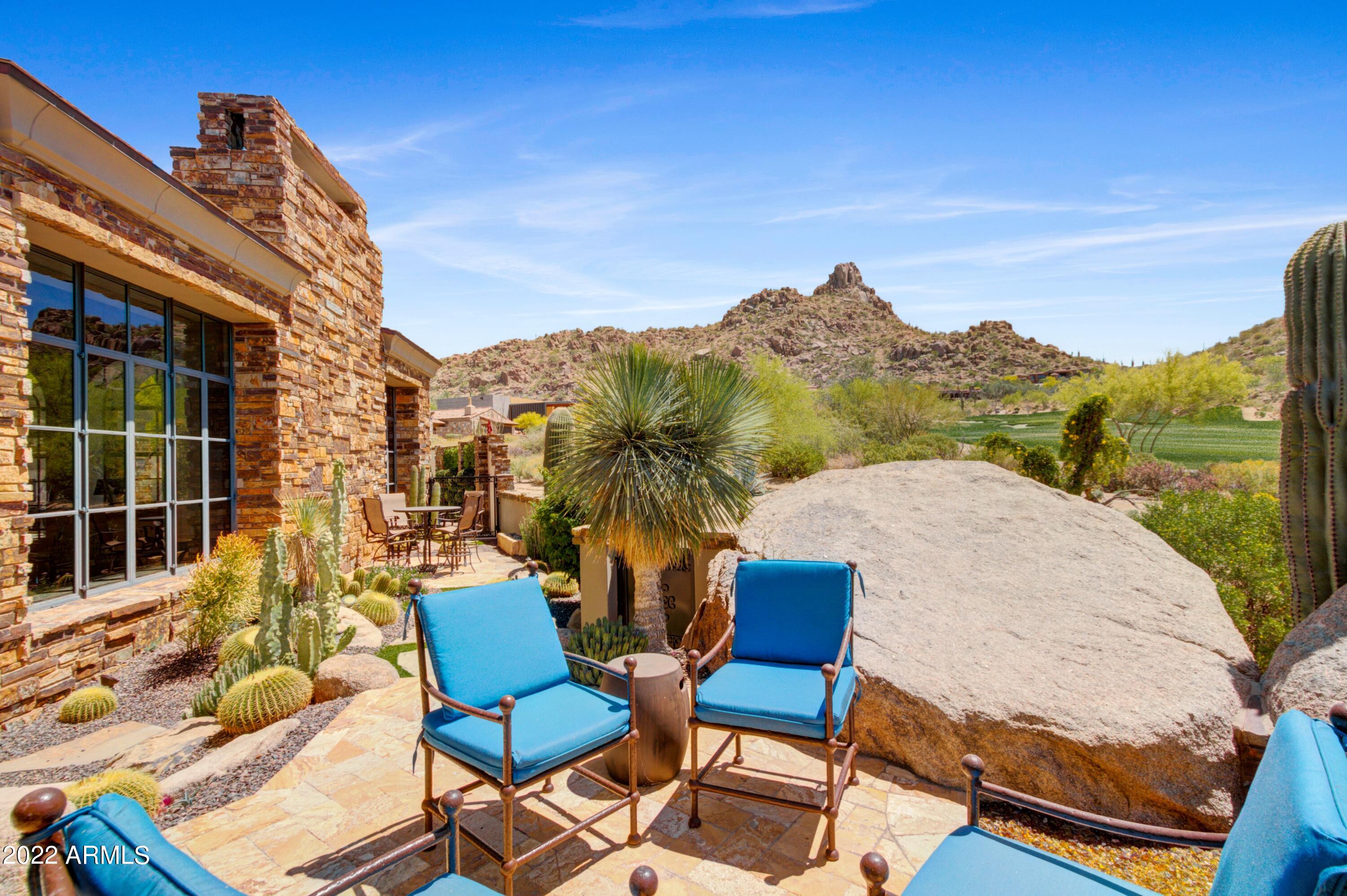 ESTANCIA - Residential