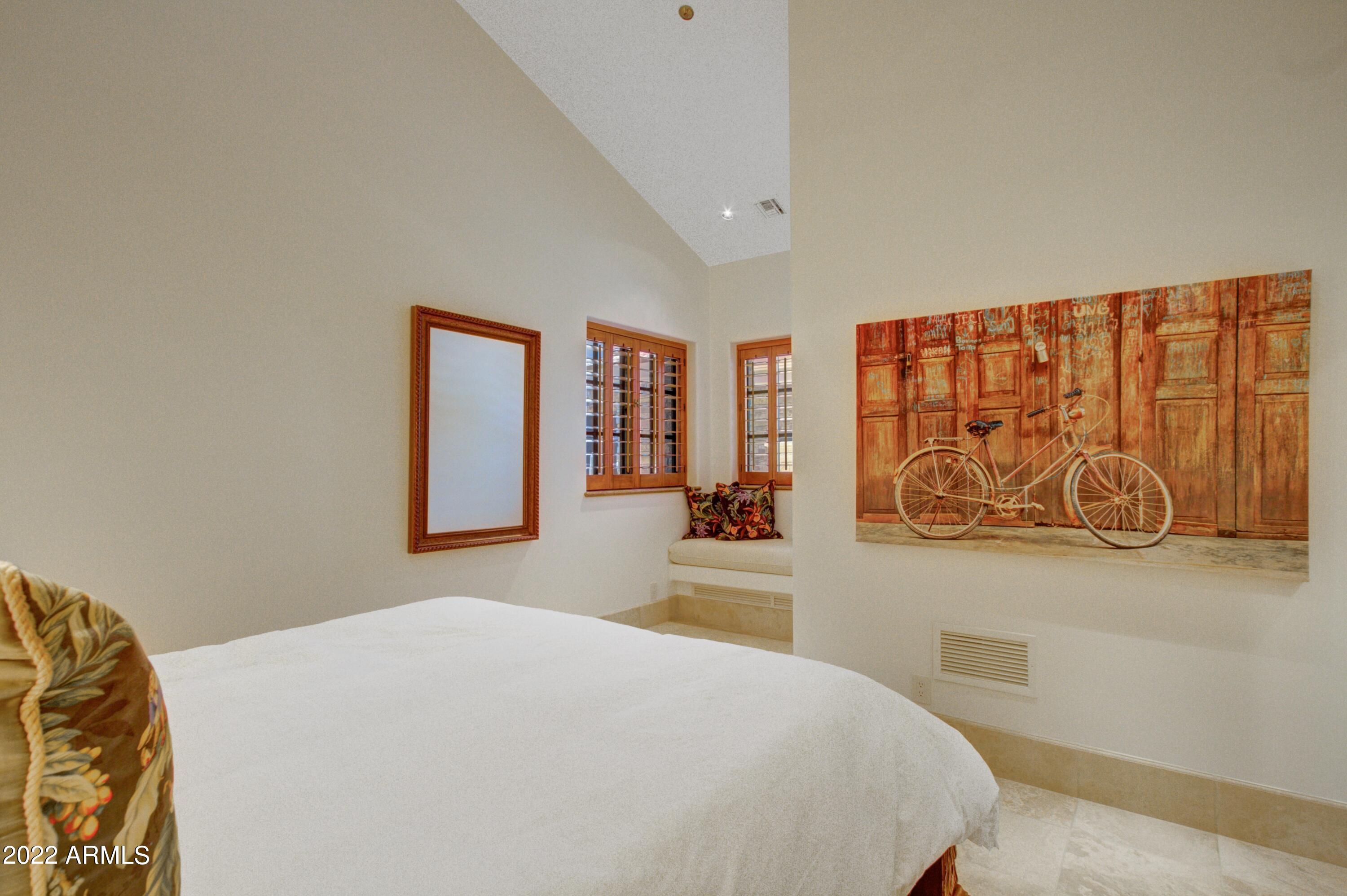 ESTANCIA - Residential