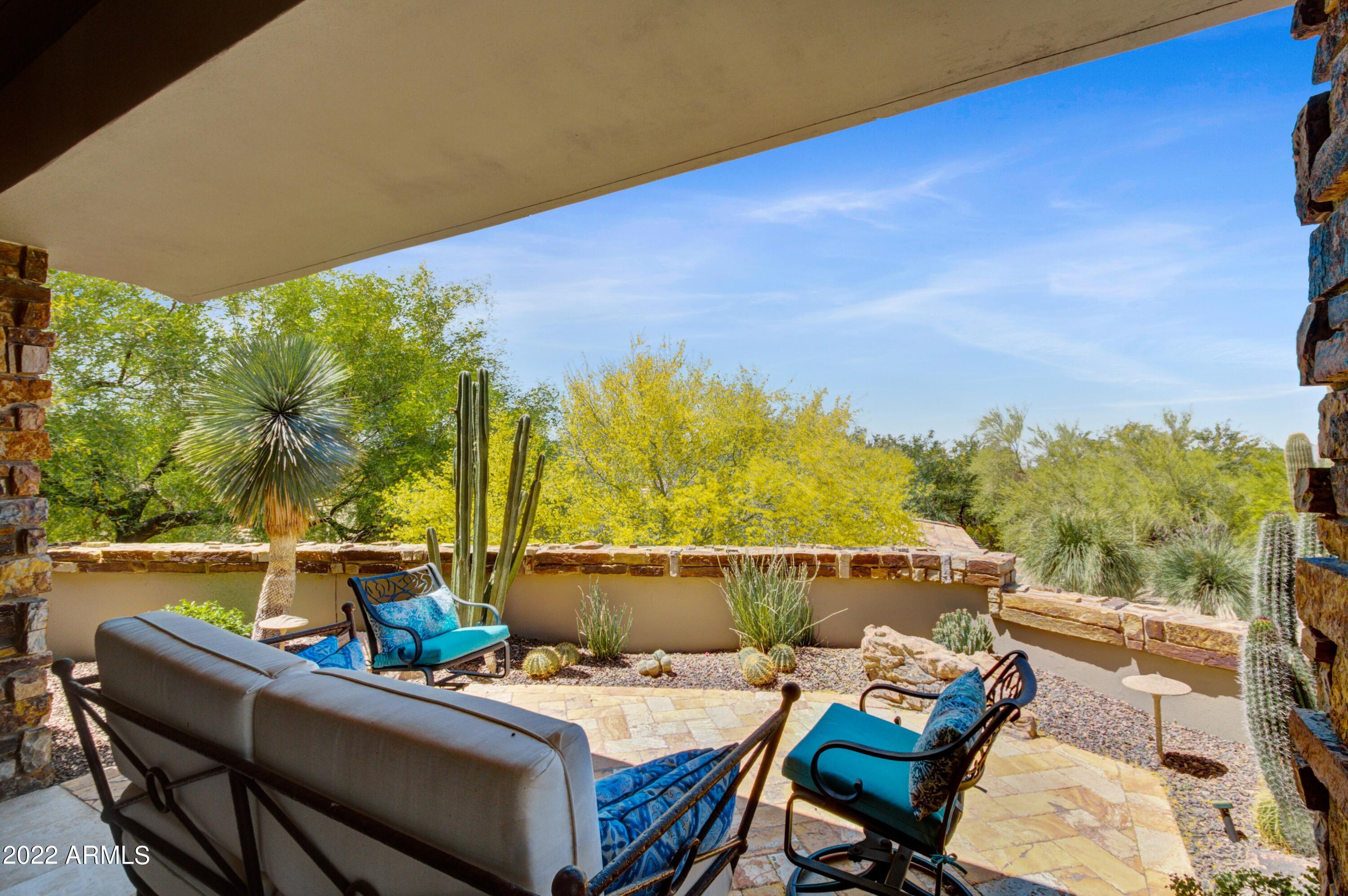 ESTANCIA - Residential