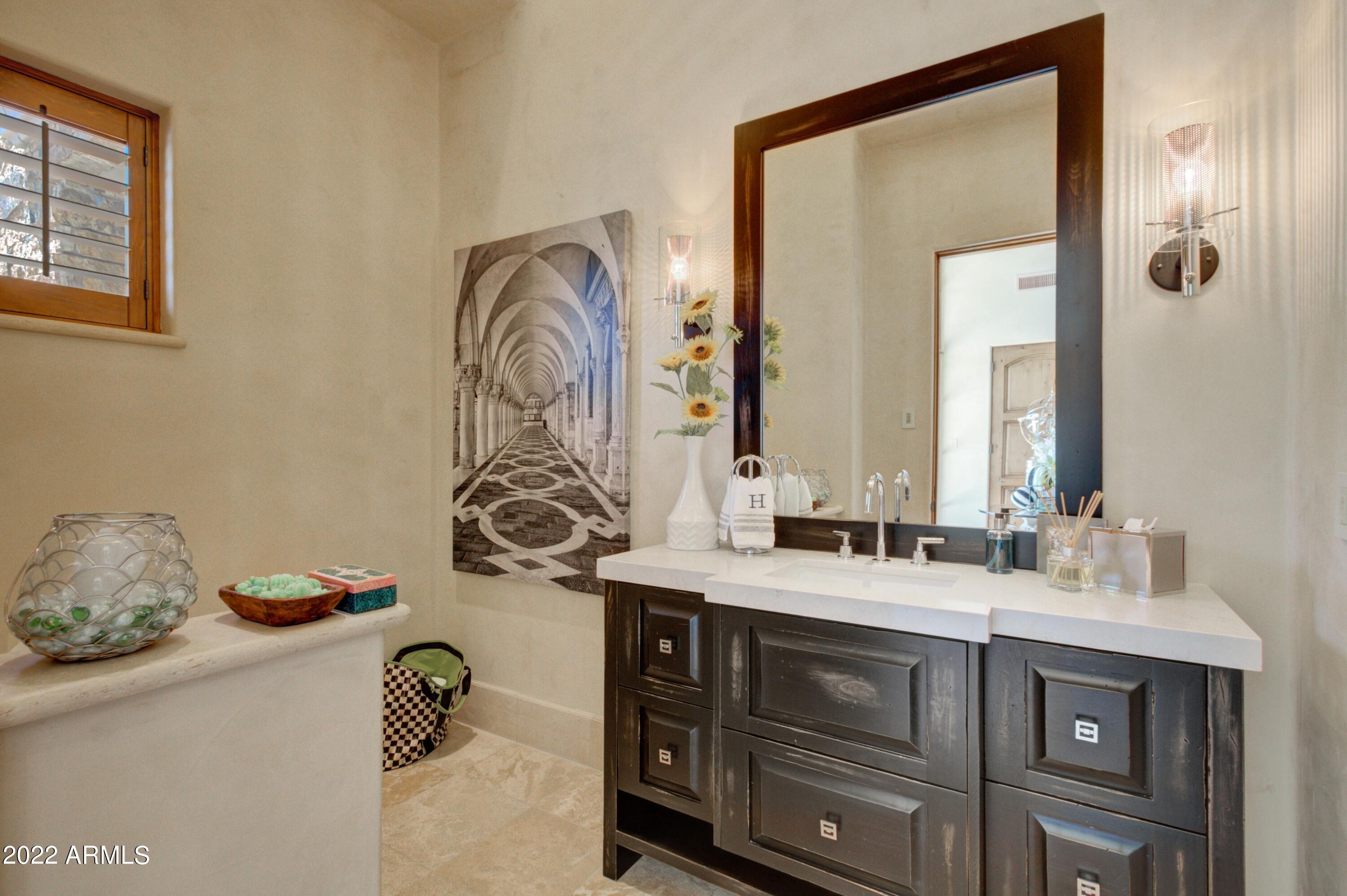ESTANCIA - Residential
