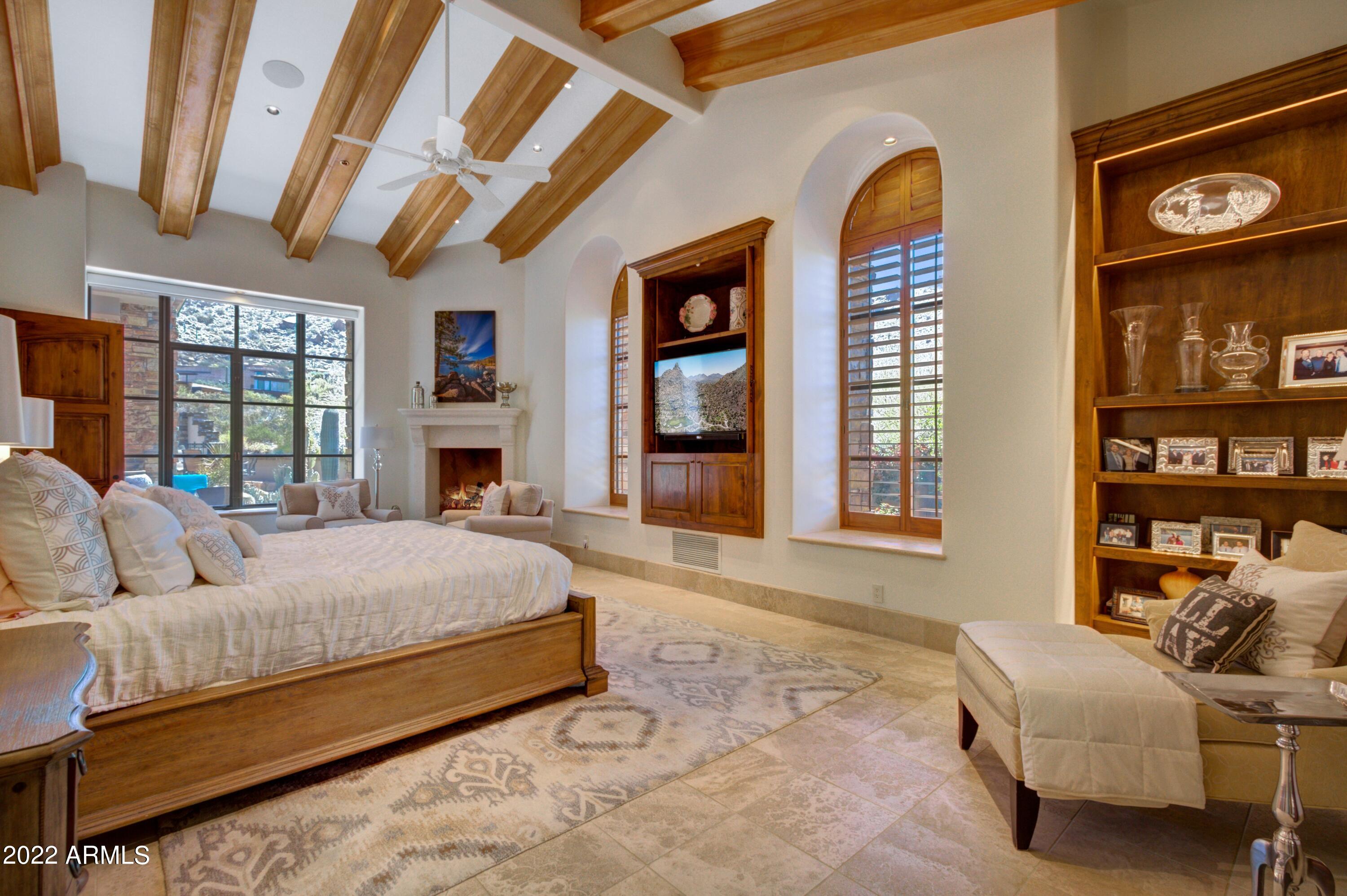 ESTANCIA - Residential