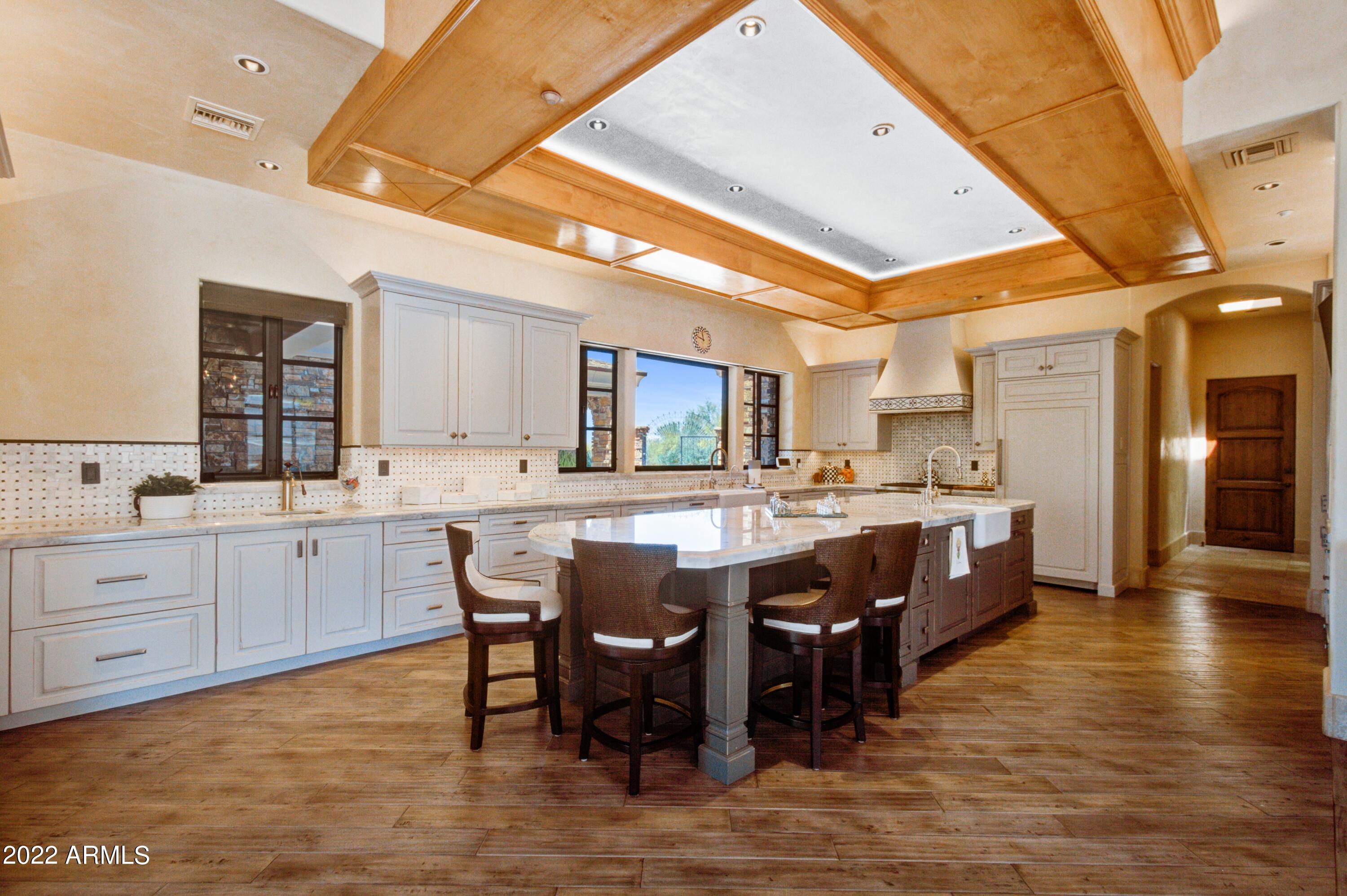 ESTANCIA - Residential