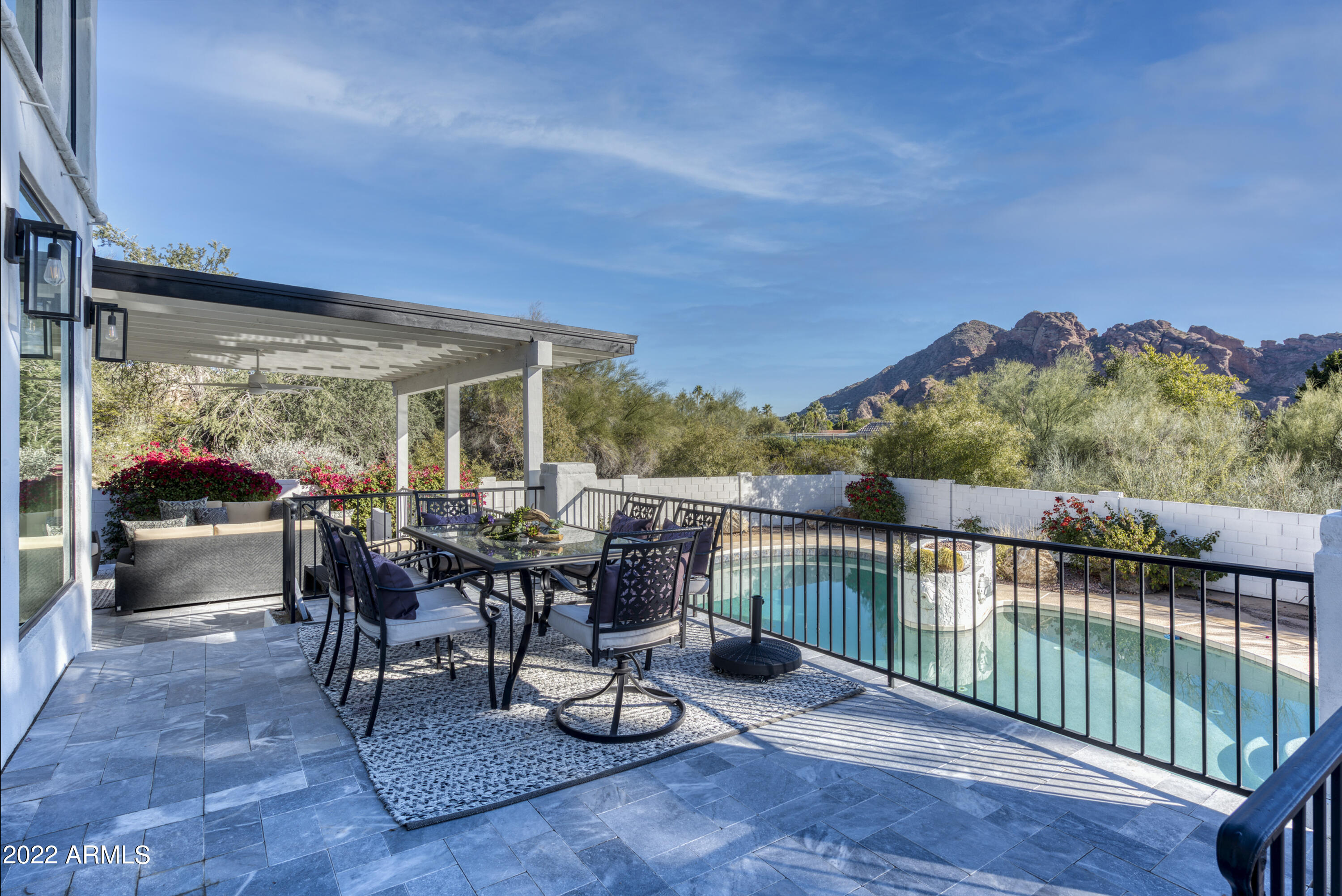 PEBBLE RIDGE - Residential
