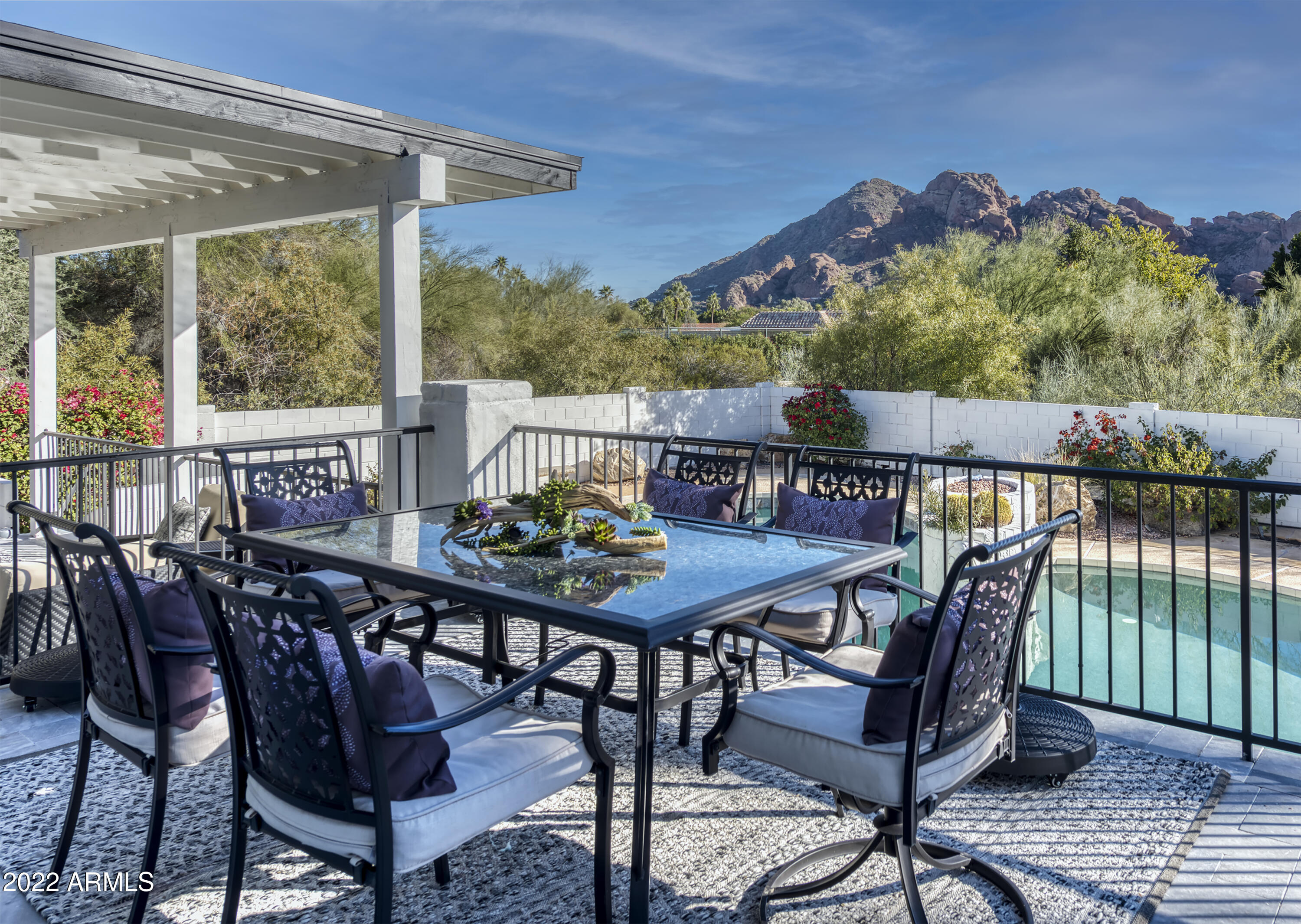 PEBBLE RIDGE - Residential