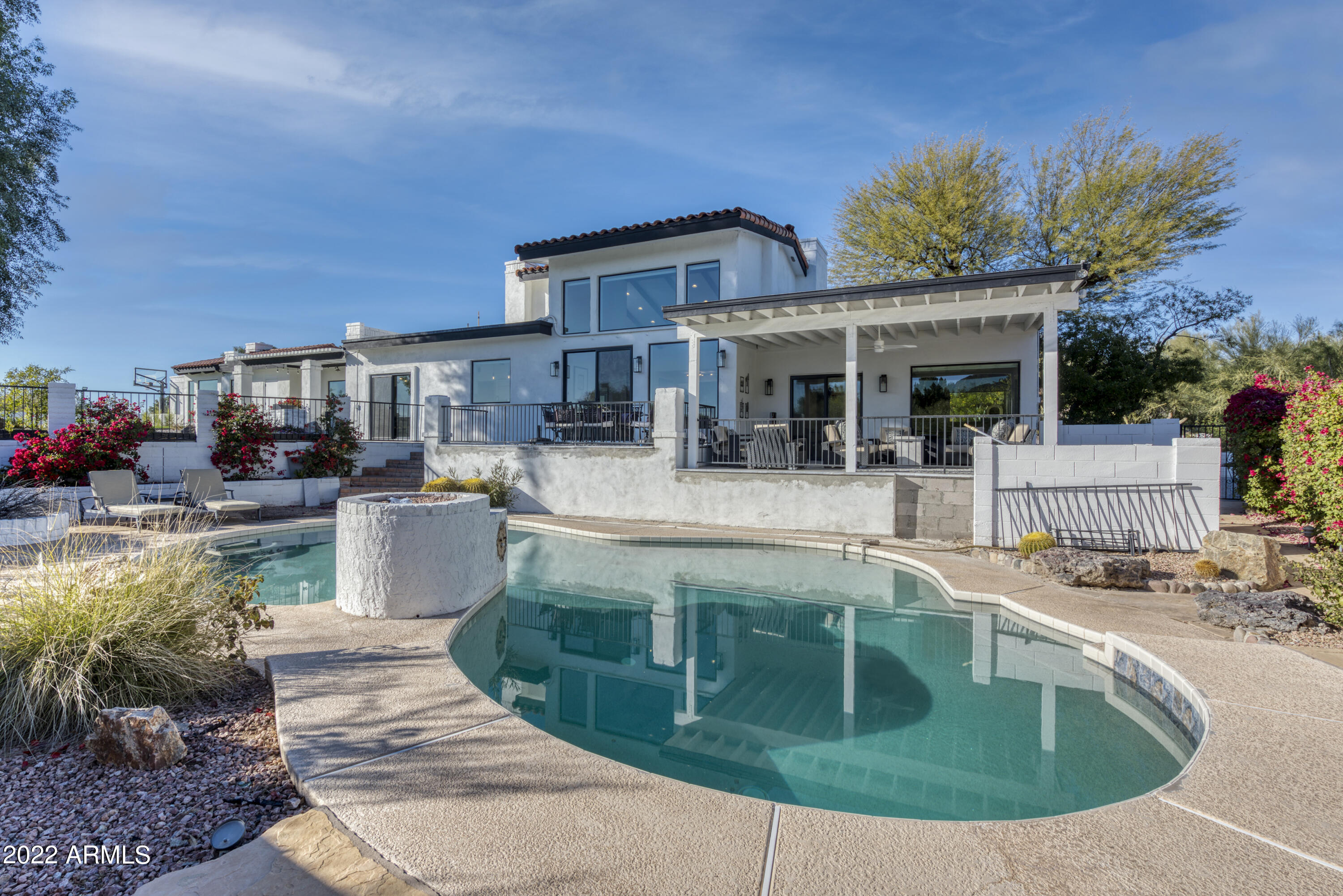 PEBBLE RIDGE - Residential