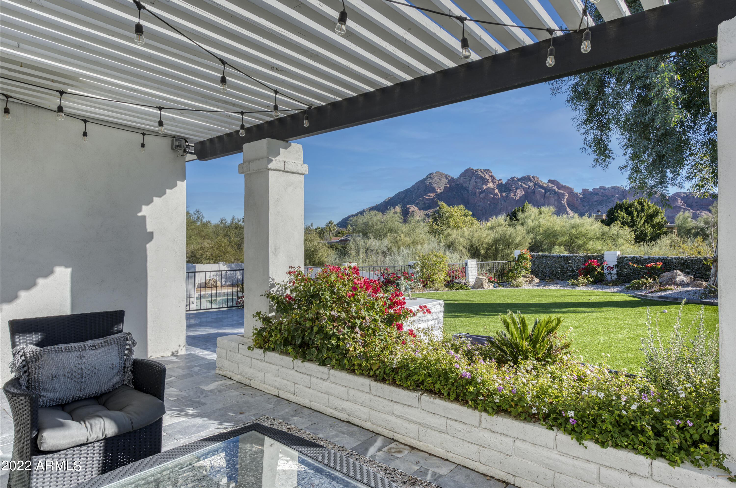 PEBBLE RIDGE - Residential