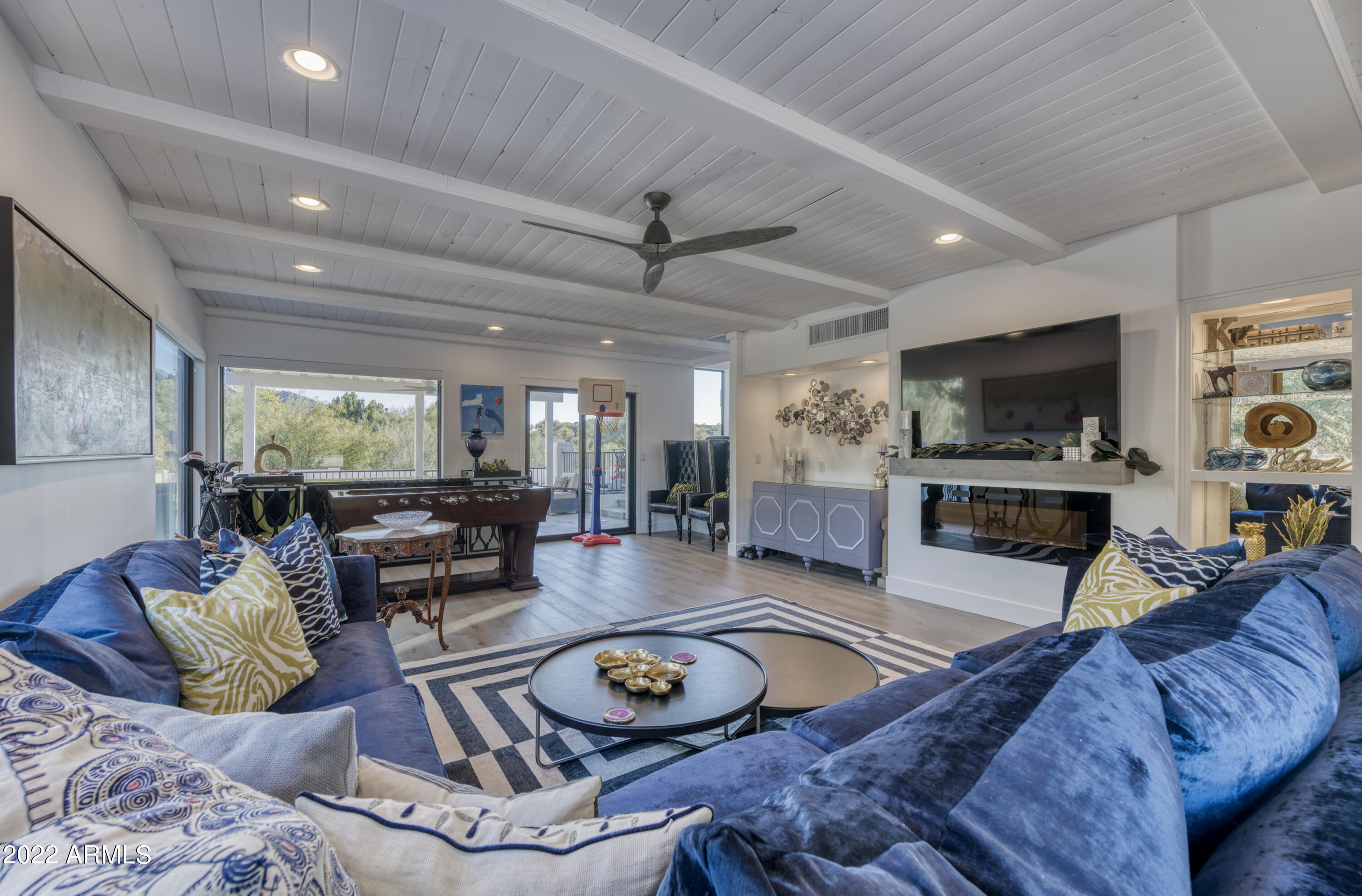 PEBBLE RIDGE - Residential