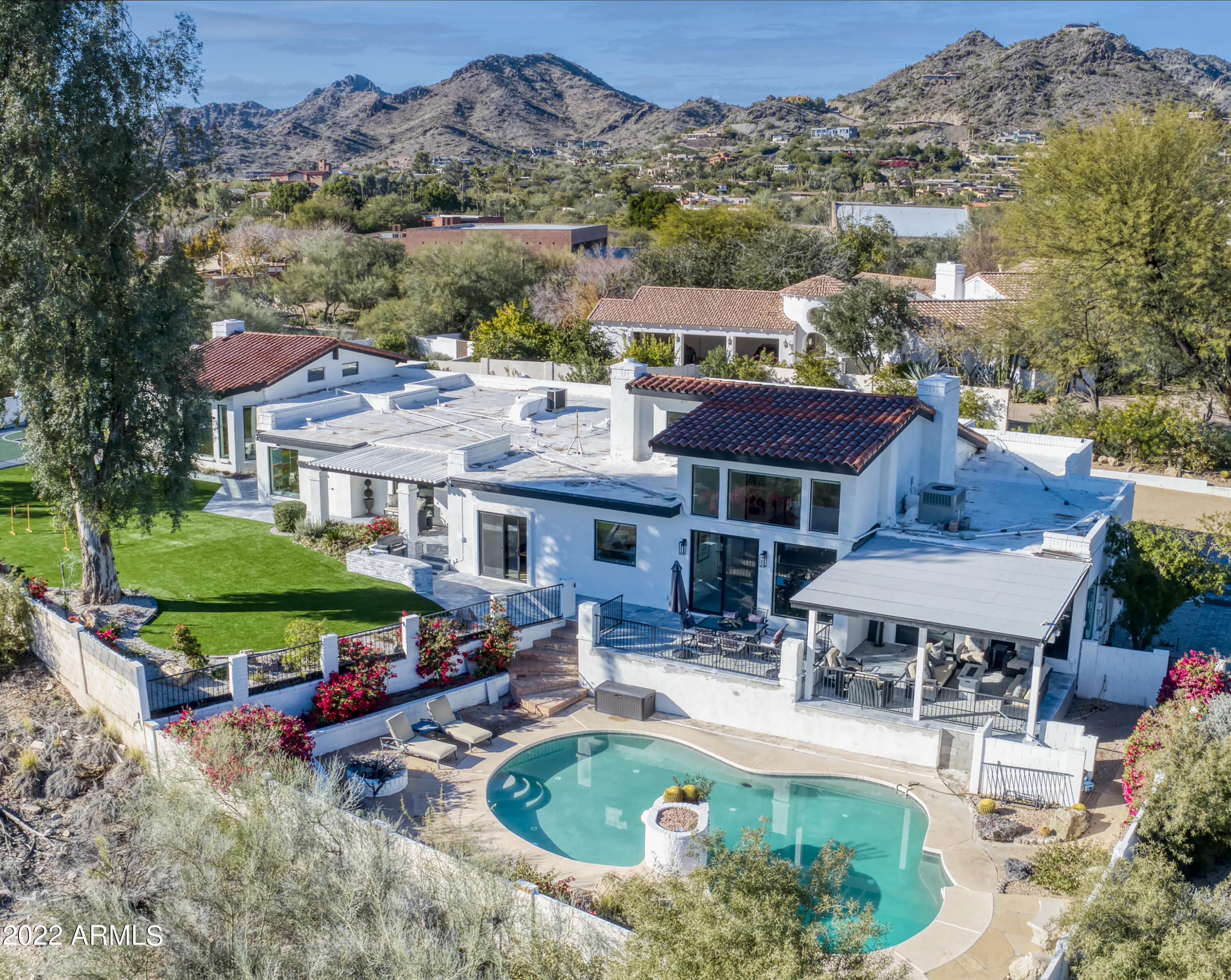 PEBBLE RIDGE - Residential