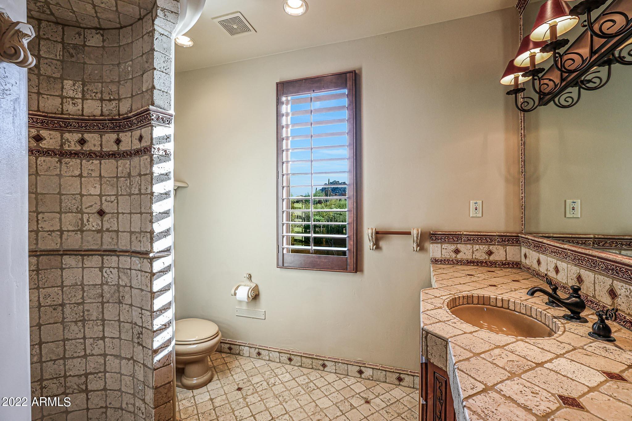 PINNACLE CANYON AT TROON NORTH - Residential