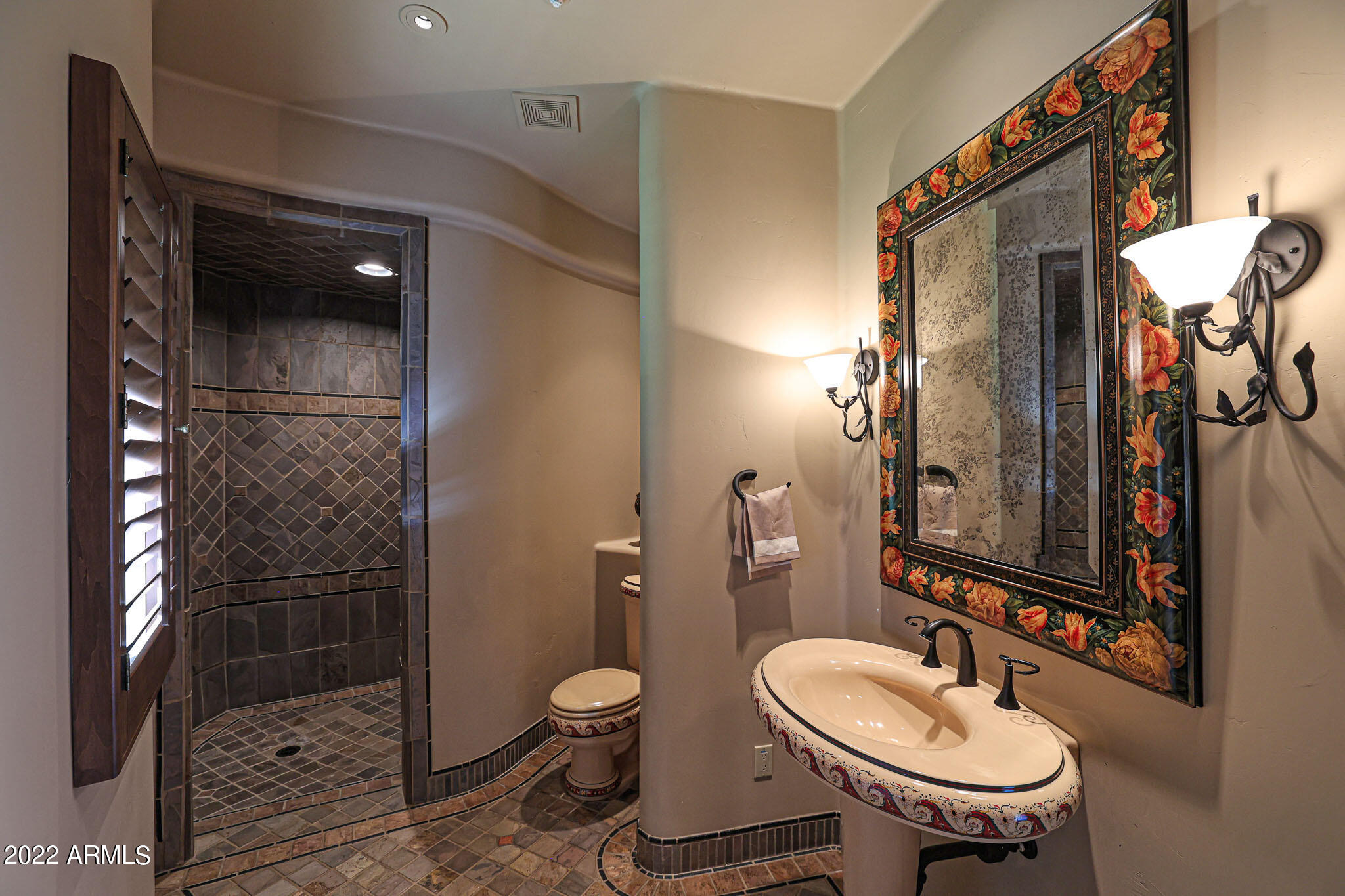 PINNACLE CANYON AT TROON NORTH - Residential