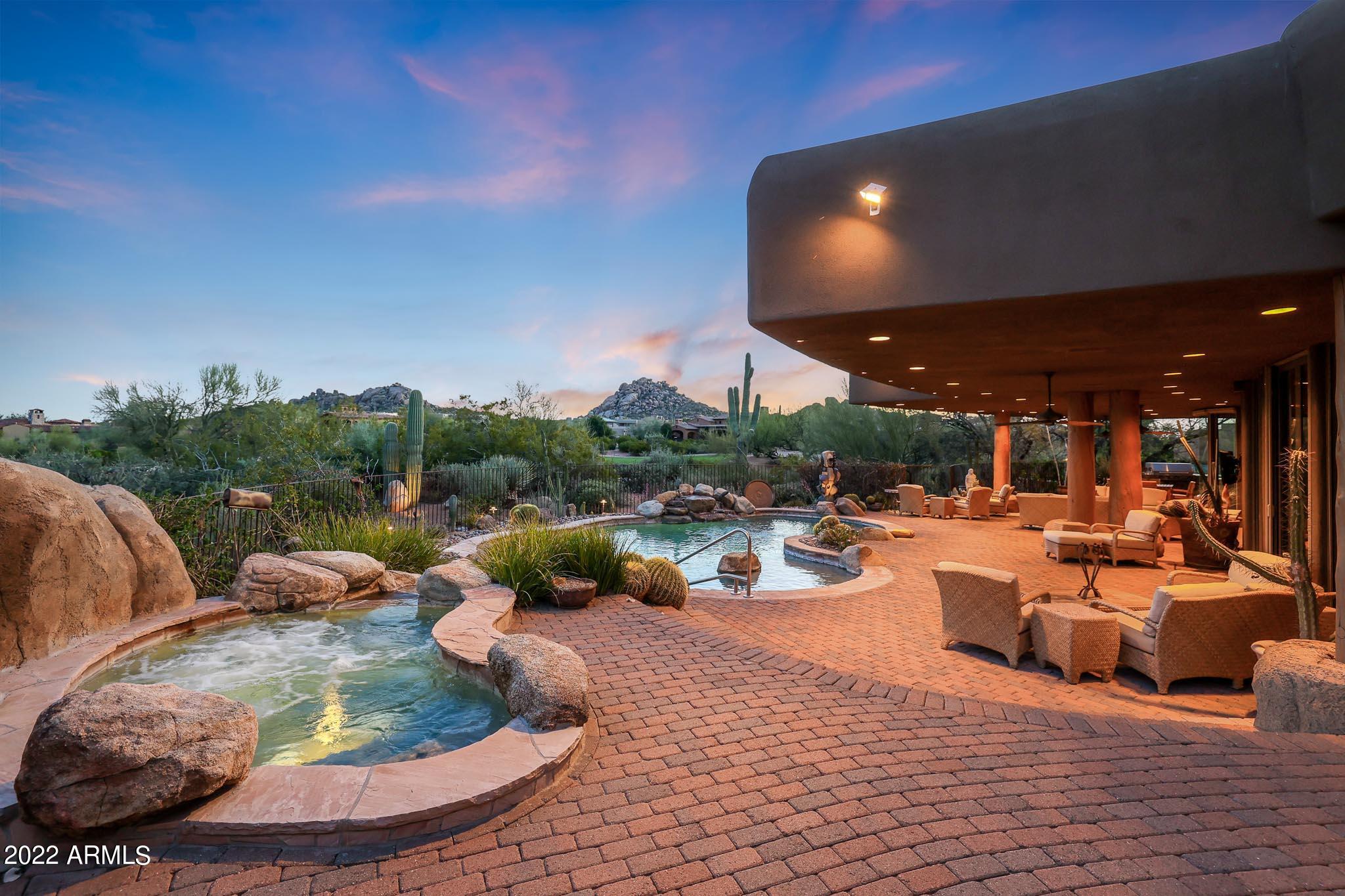 PINNACLE CANYON AT TROON NORTH - Residential
