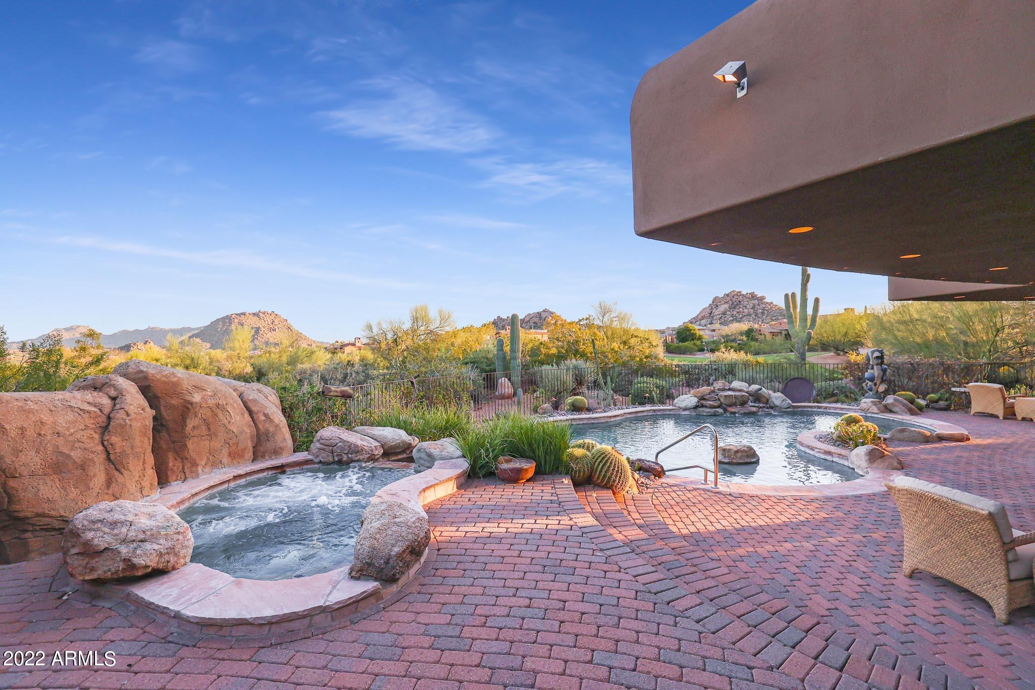 PINNACLE CANYON AT TROON NORTH - Residential